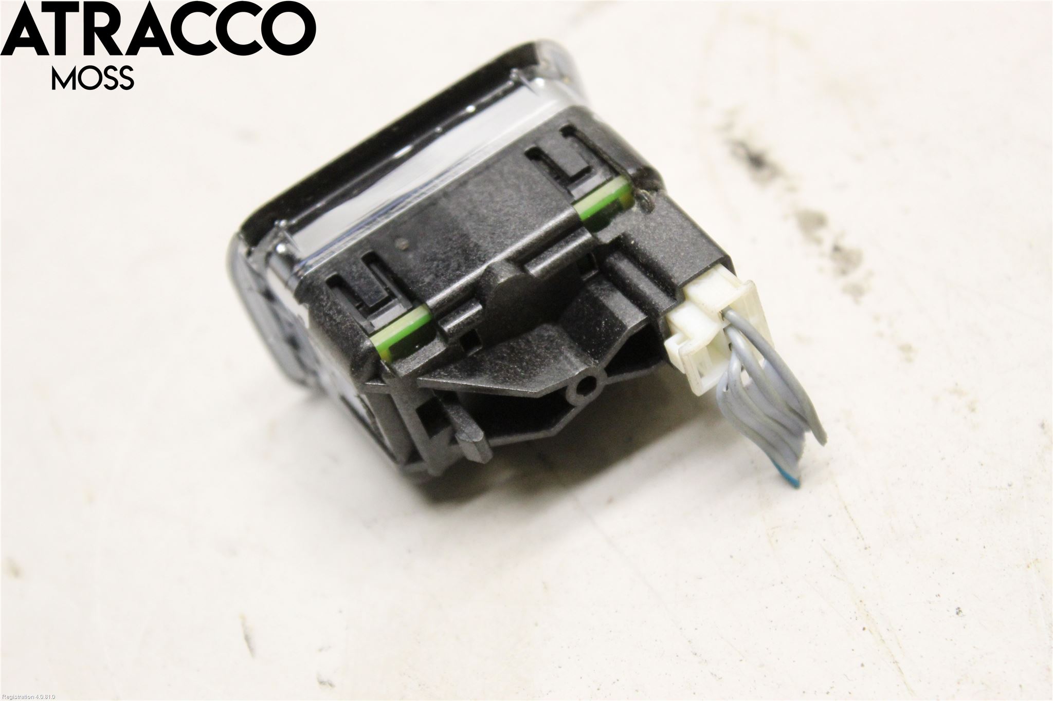 Mercedes-Benz MB C-KLASS (W204) 07-15 Bryter Vindusheis