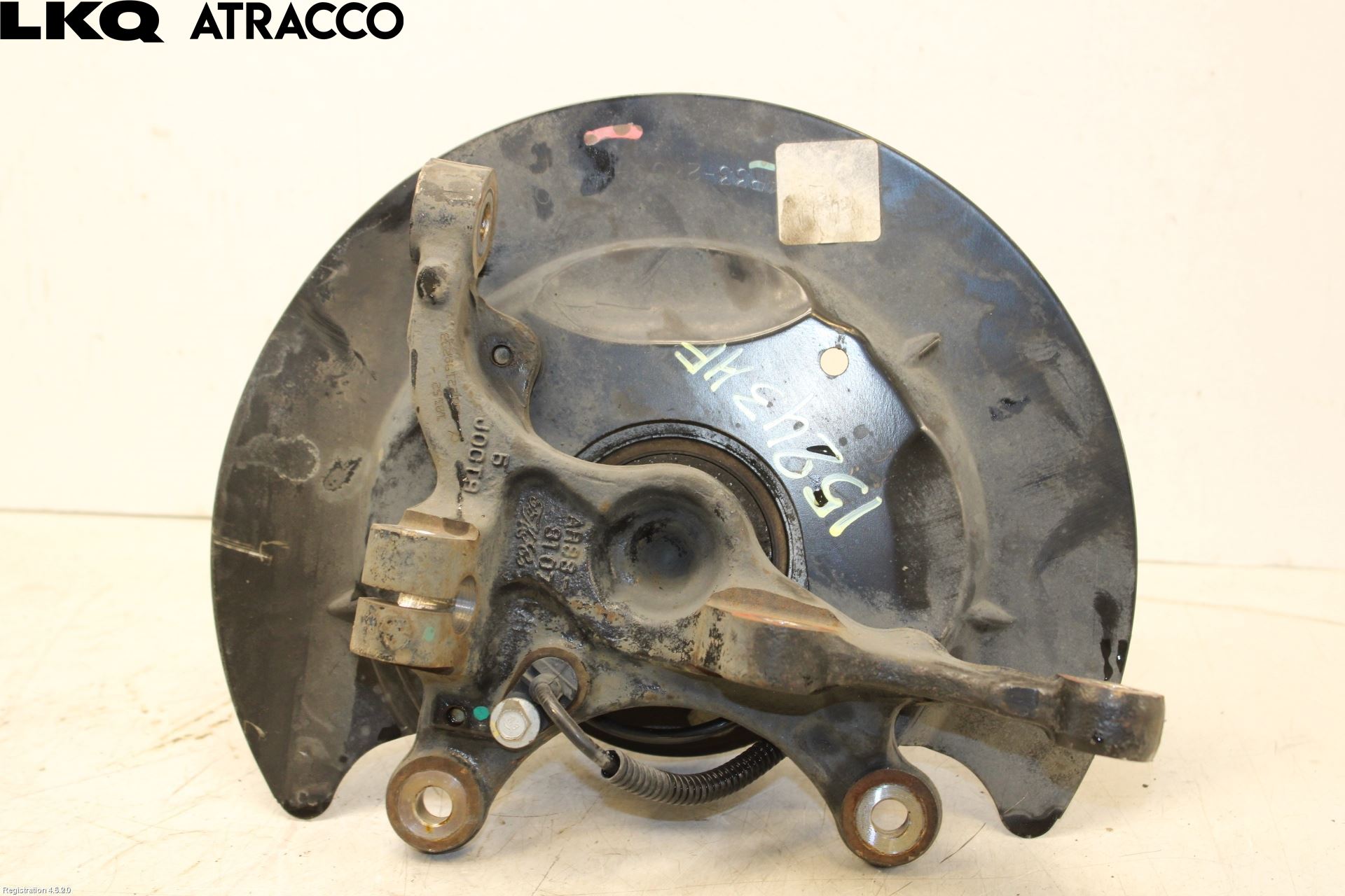 Ford MUSTANG V 05-14 Spindel Hf