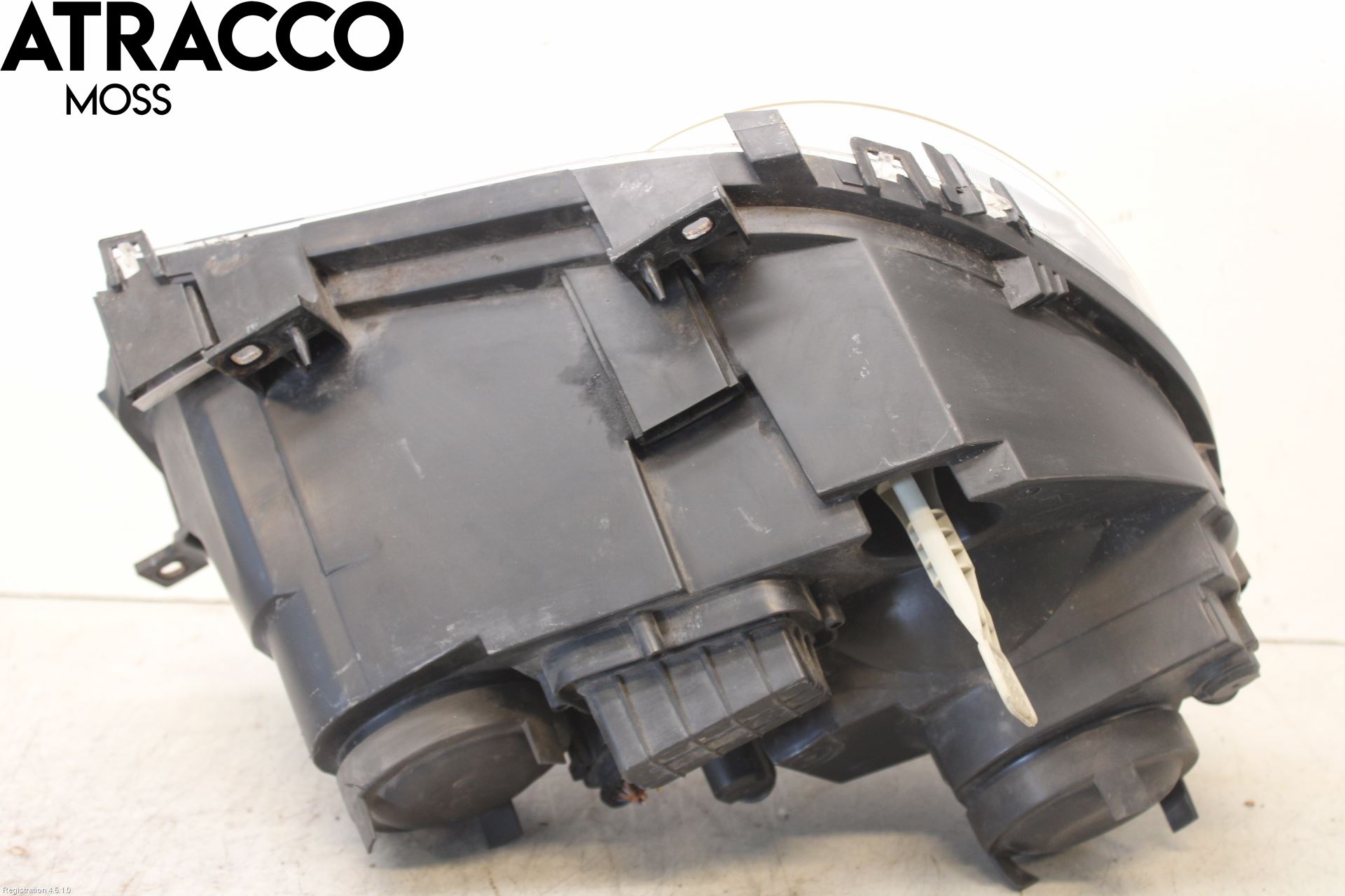 Volkswagen VW POLO 02-05 Frontlykt Venstre