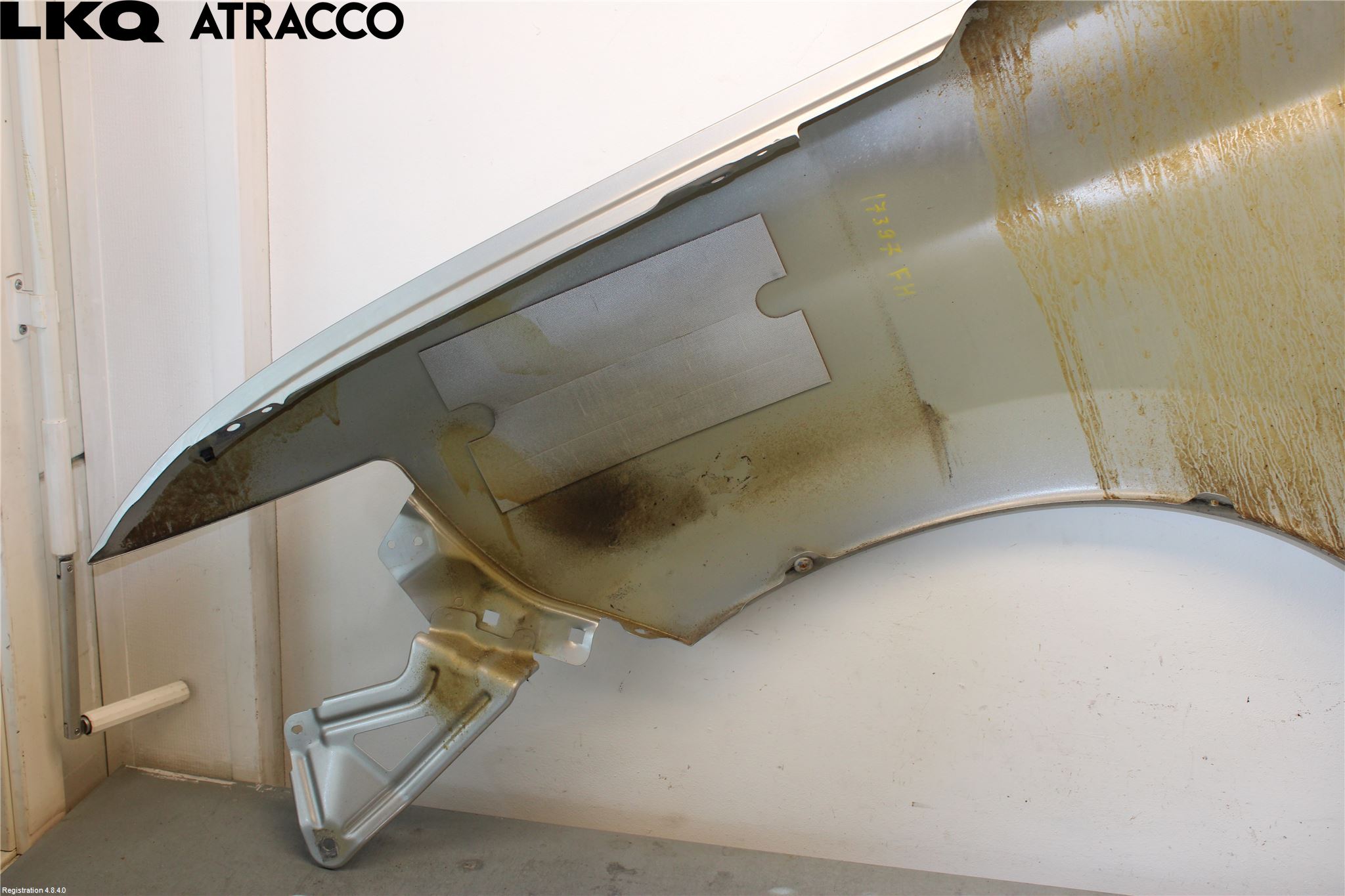 Mitsubishi OUTLANDER 13-21 Skjerm Foran Høyre