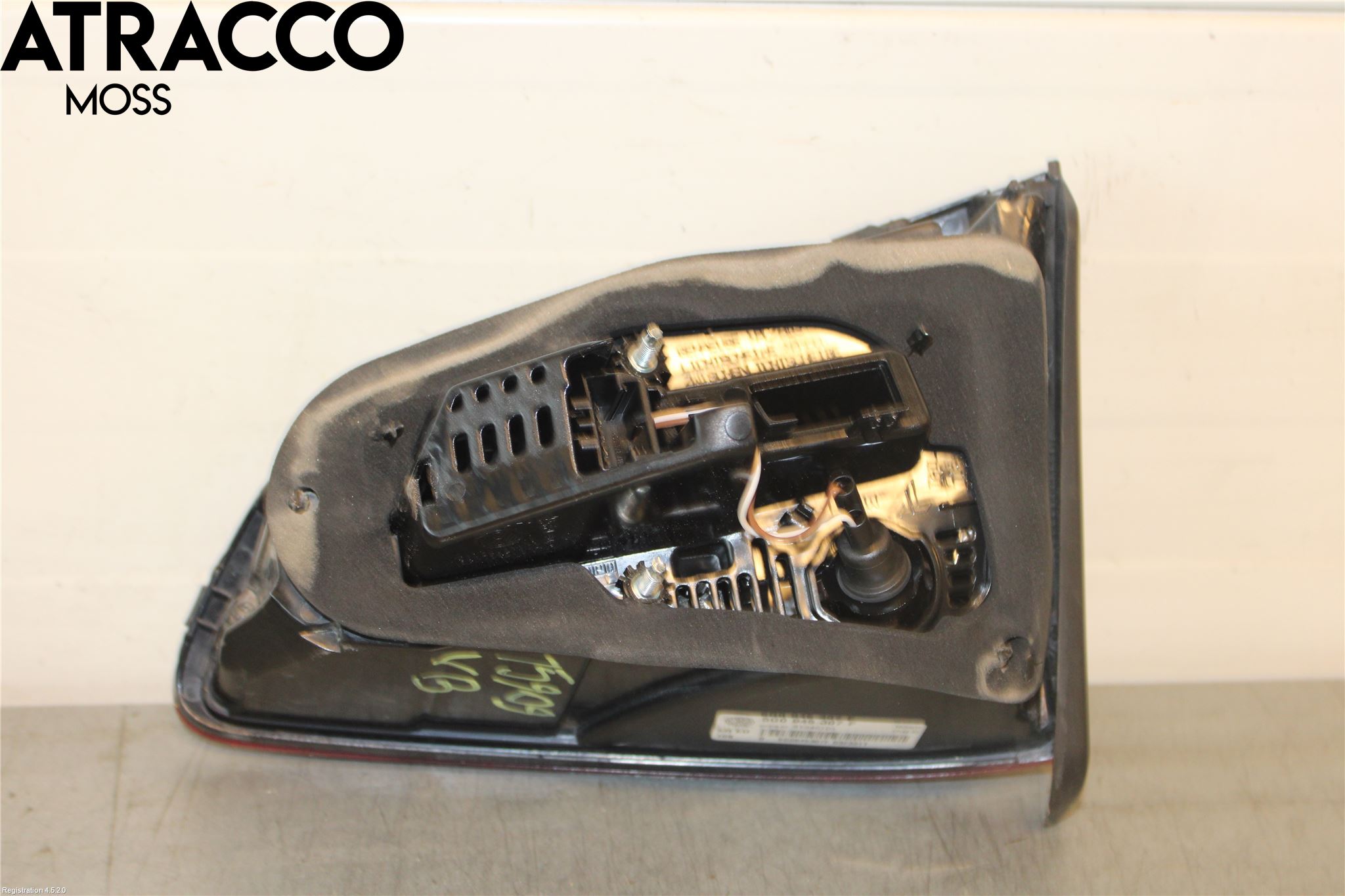 Volkswagen VW GOLF / E-GOLF VII 13-20 Baklykt Venstre  På Luke(Indre