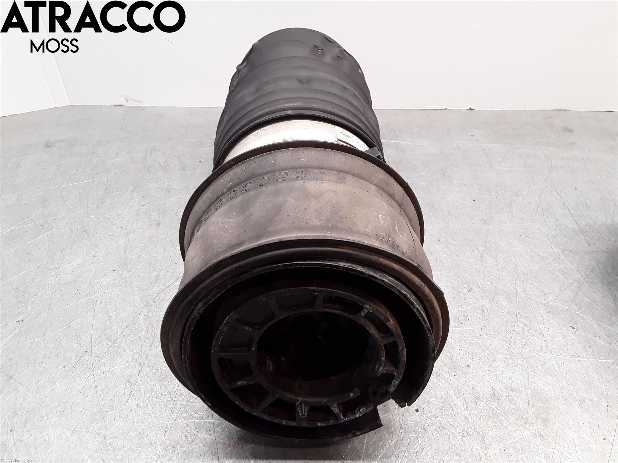 Jaguar I-PACE 18- Fjær Bak