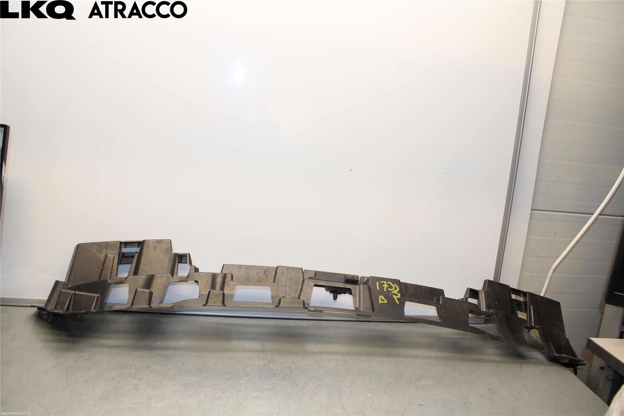 Jaguar I-PACE 18- Støtfanger Bak Feste