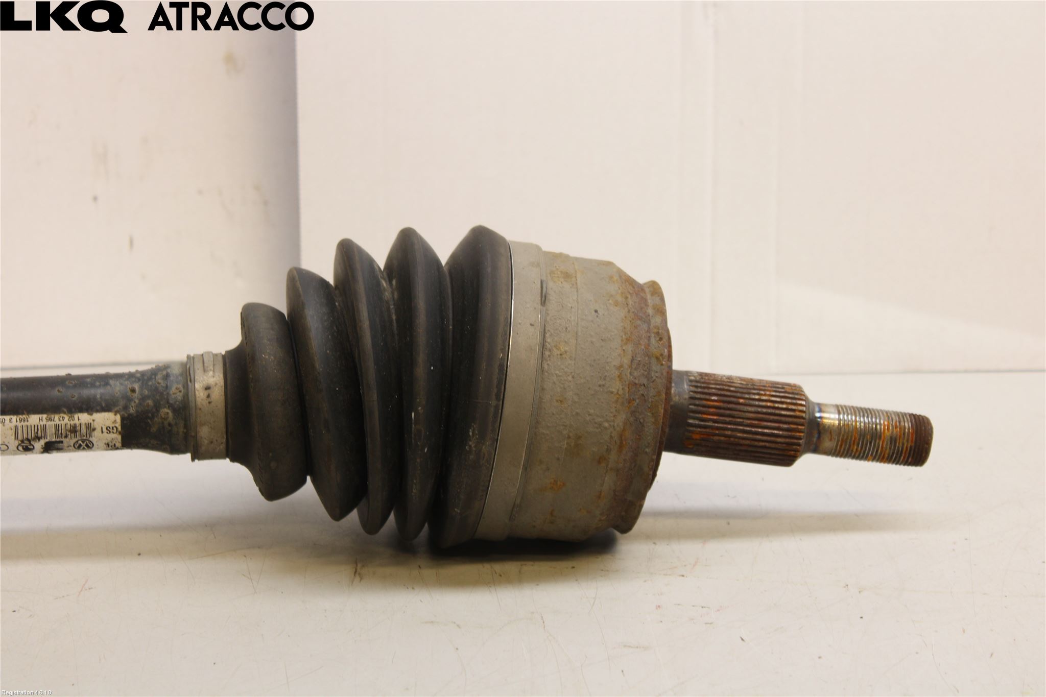 Volkswagen VW TRANSP/CARAVELLE (T6) 16-22 Drivaksel Foran Kompl Høyre