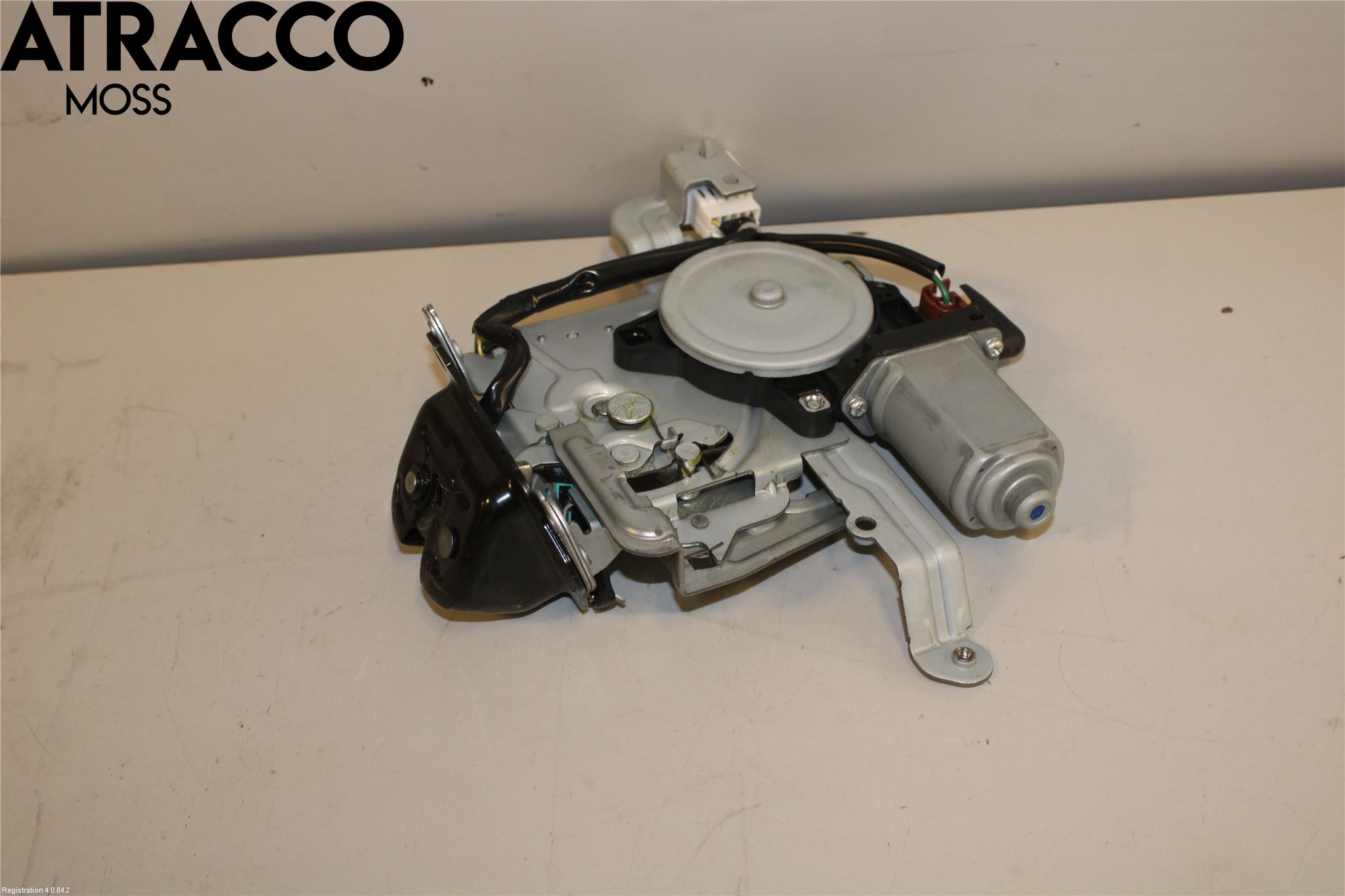 Nissan X-TRAIL 14-21 Bakluke-Lokk Låsekasse