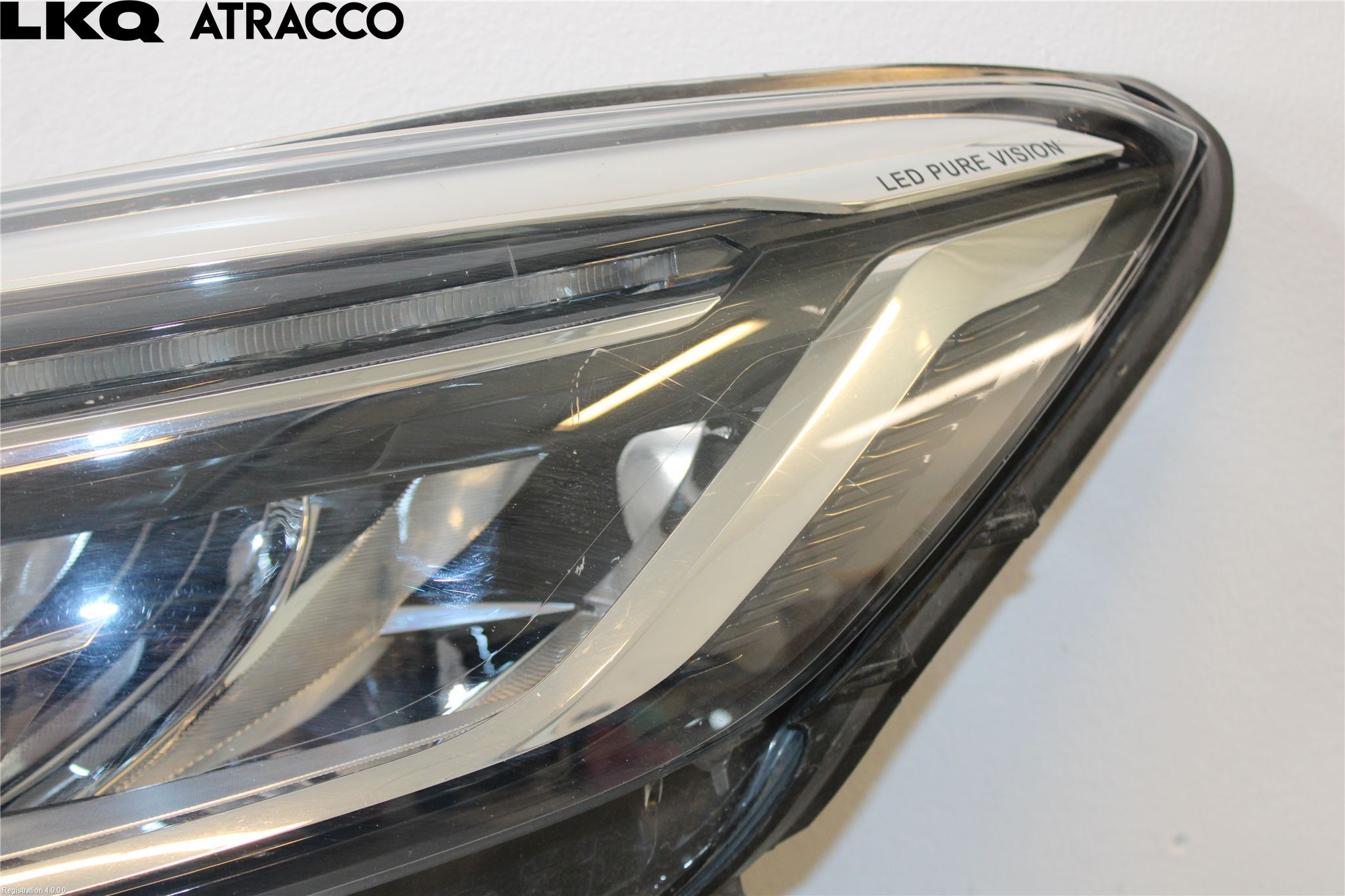 Renault CAPTUR 13-19 Frontlykt Venstre