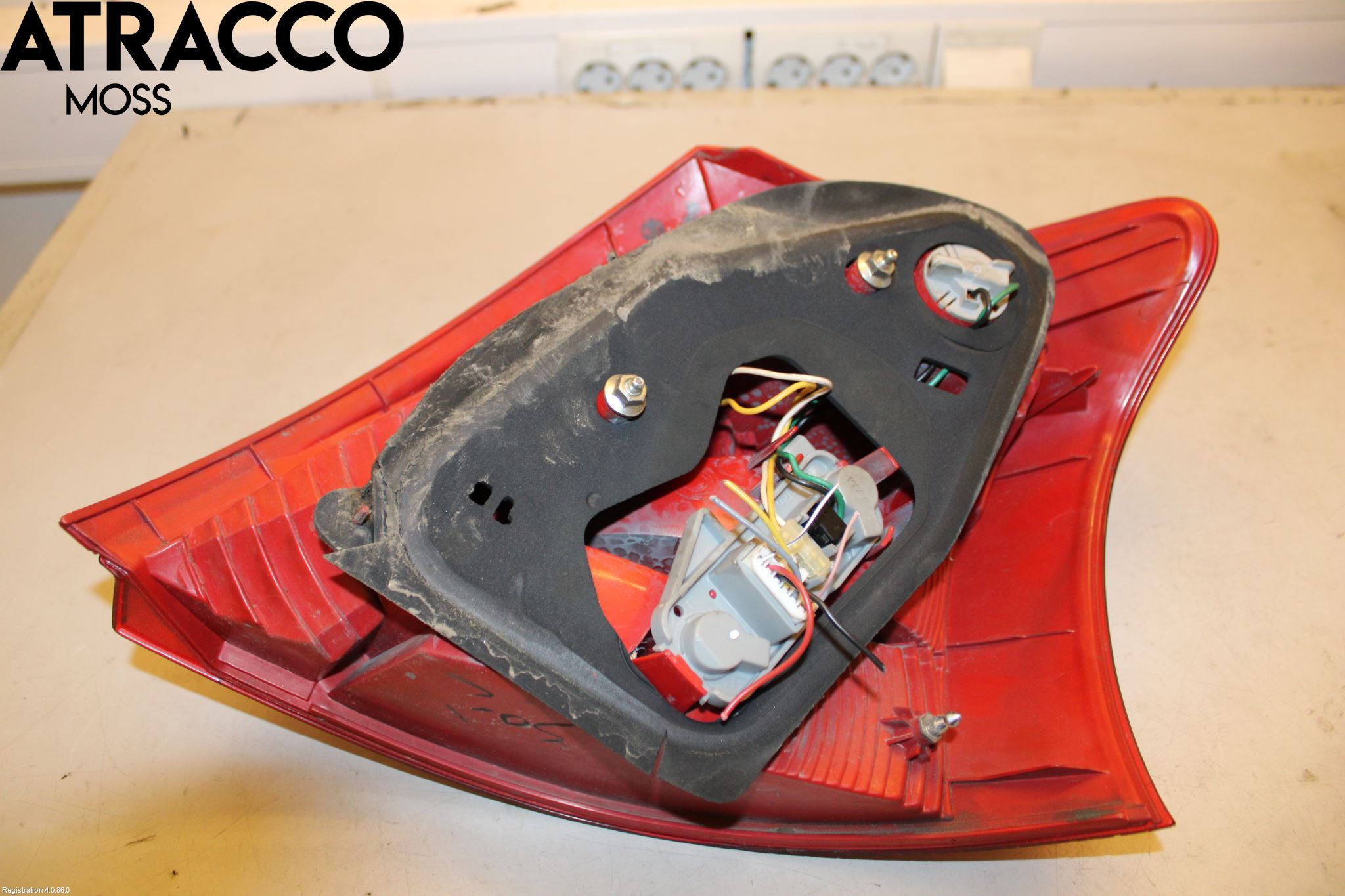 Toyota YARIS XP90 06-11 Baklykt Venstre