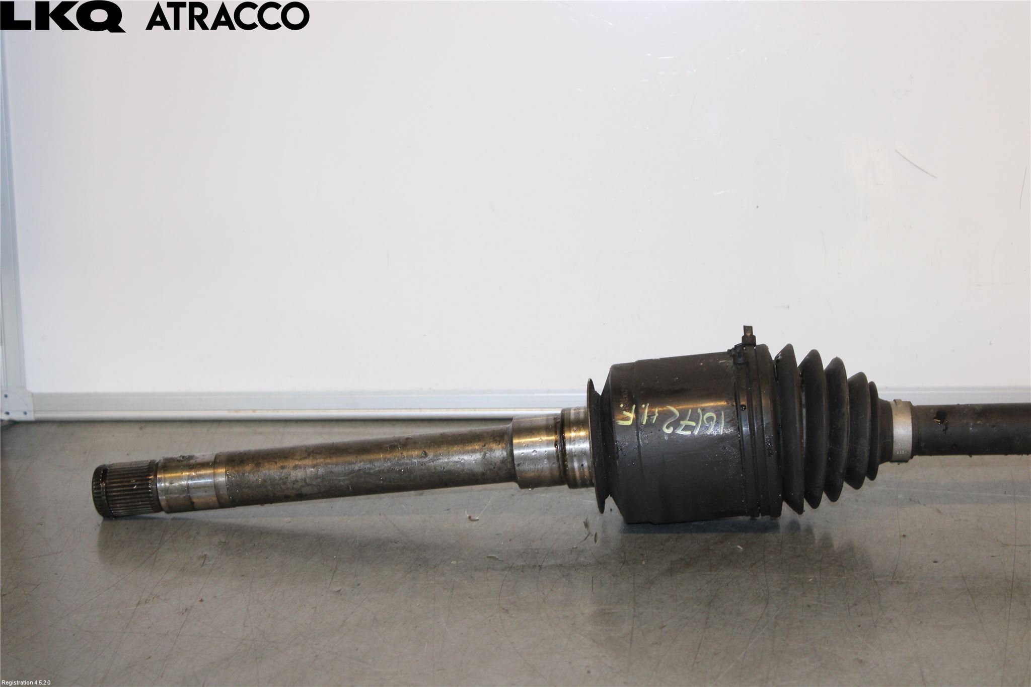 Mercedes-Benz MB ML/GLE-KLASS (W166) 12-18 Drivaksel Foran Kompl Høyre