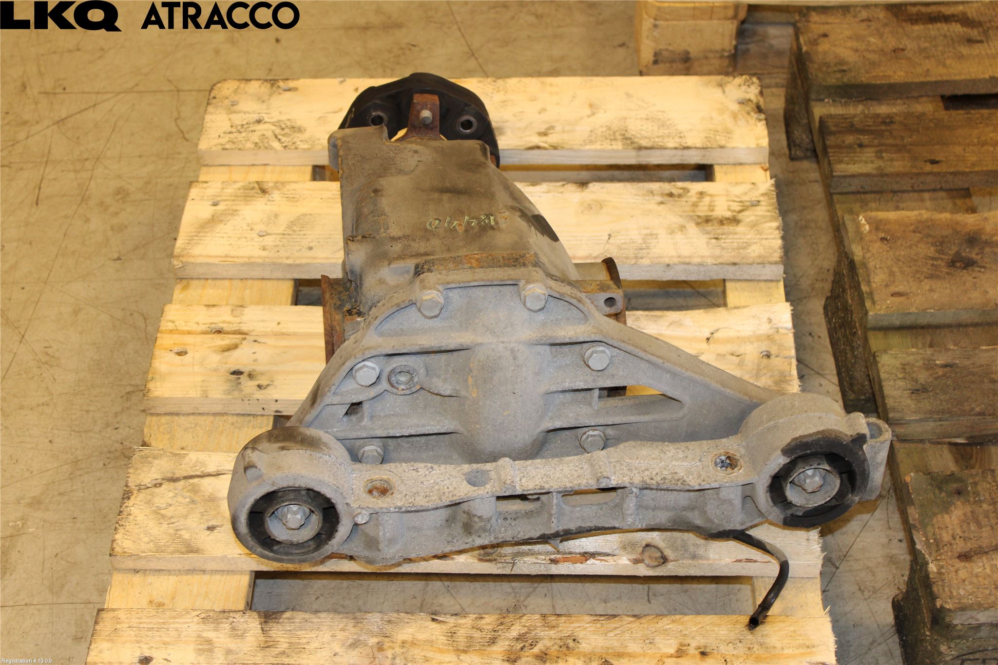 Mercedes-Benz MB VITO/V-KLASS (W640,W447,W448) 14- Bakaksel Kardang Bak -Diff