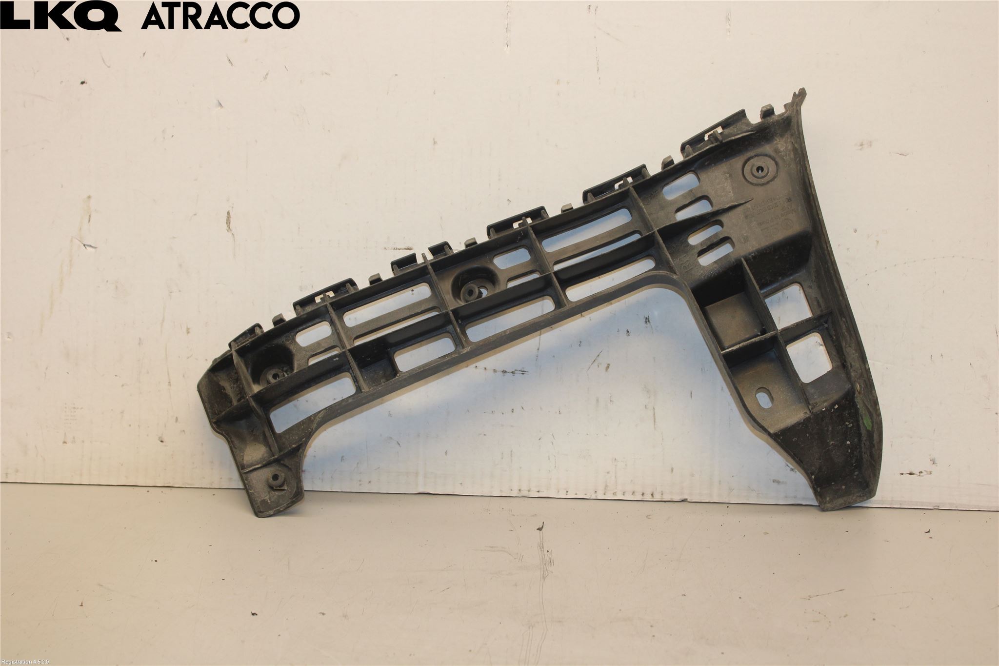 Volkswagen VW CADDY 16-20 Støtfangerfeste Bak Høyre