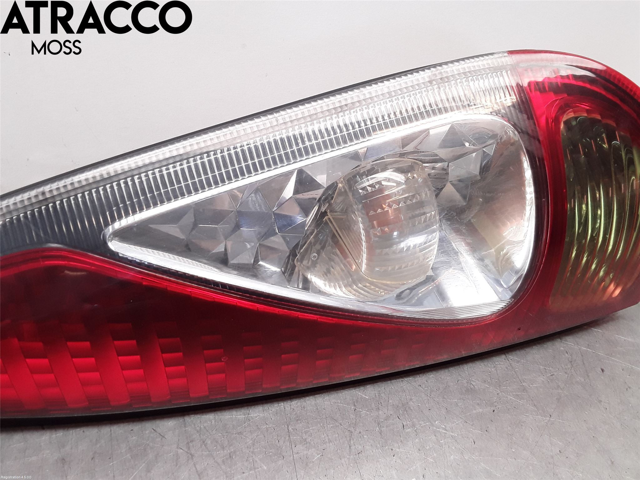 Toyota YARIS VERSO P1 00-05 Baklykt Høyre