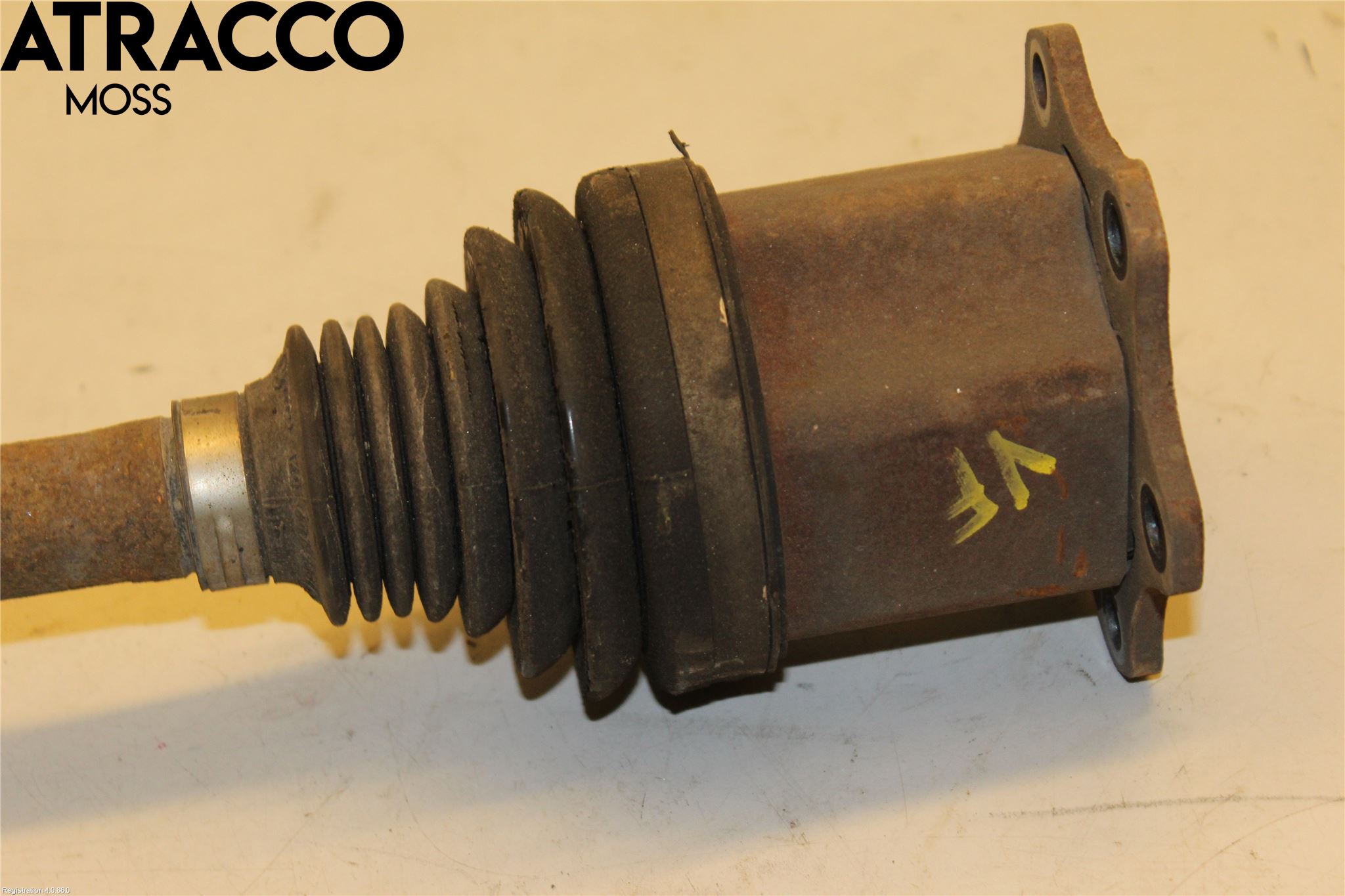 Volkswagen VW PASSAT 15-19 Drivaksel Foran Kompl Venstre