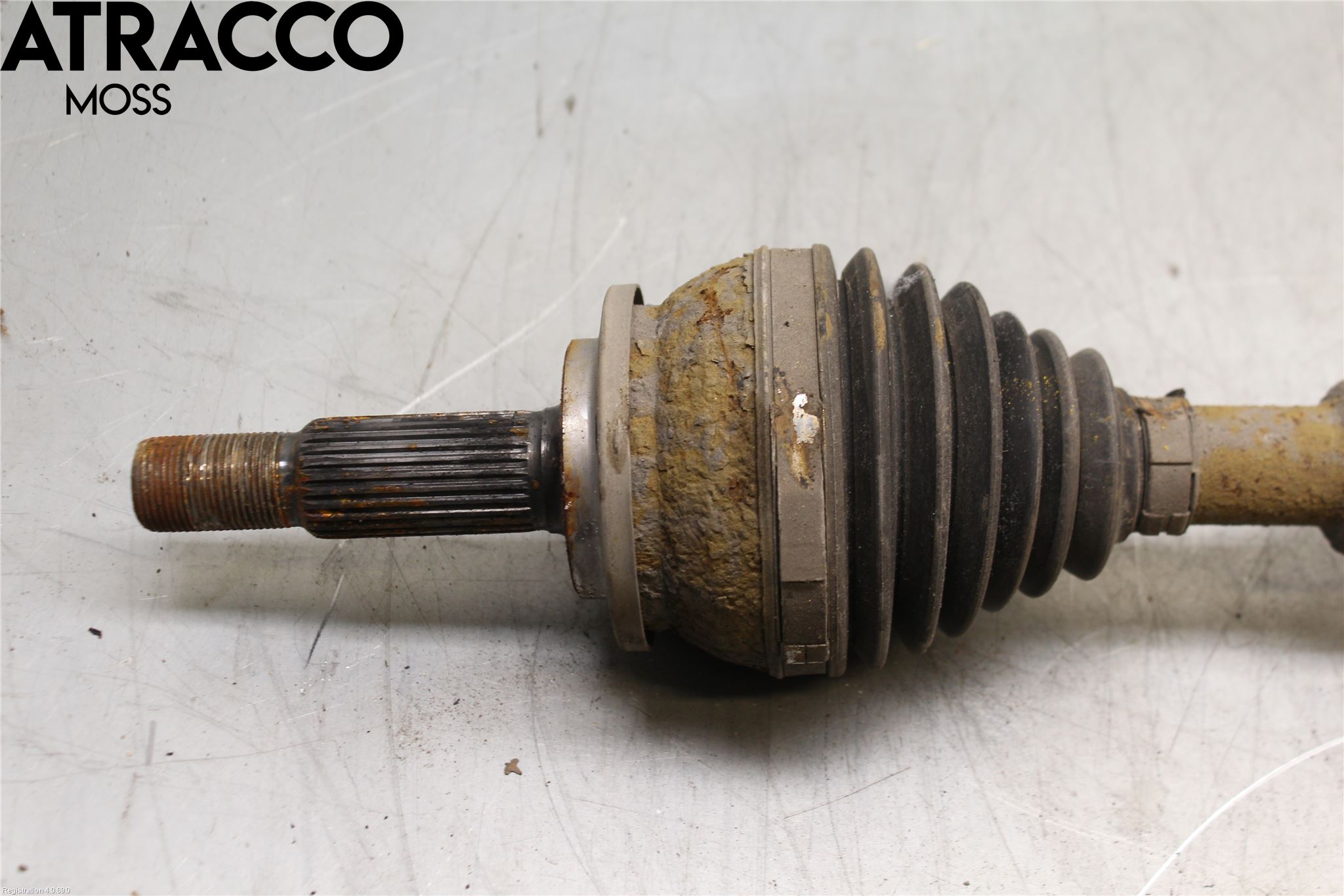 Toyota PRIUS ZVW30 09-20 Drivaksel Foran Kompl Høyre