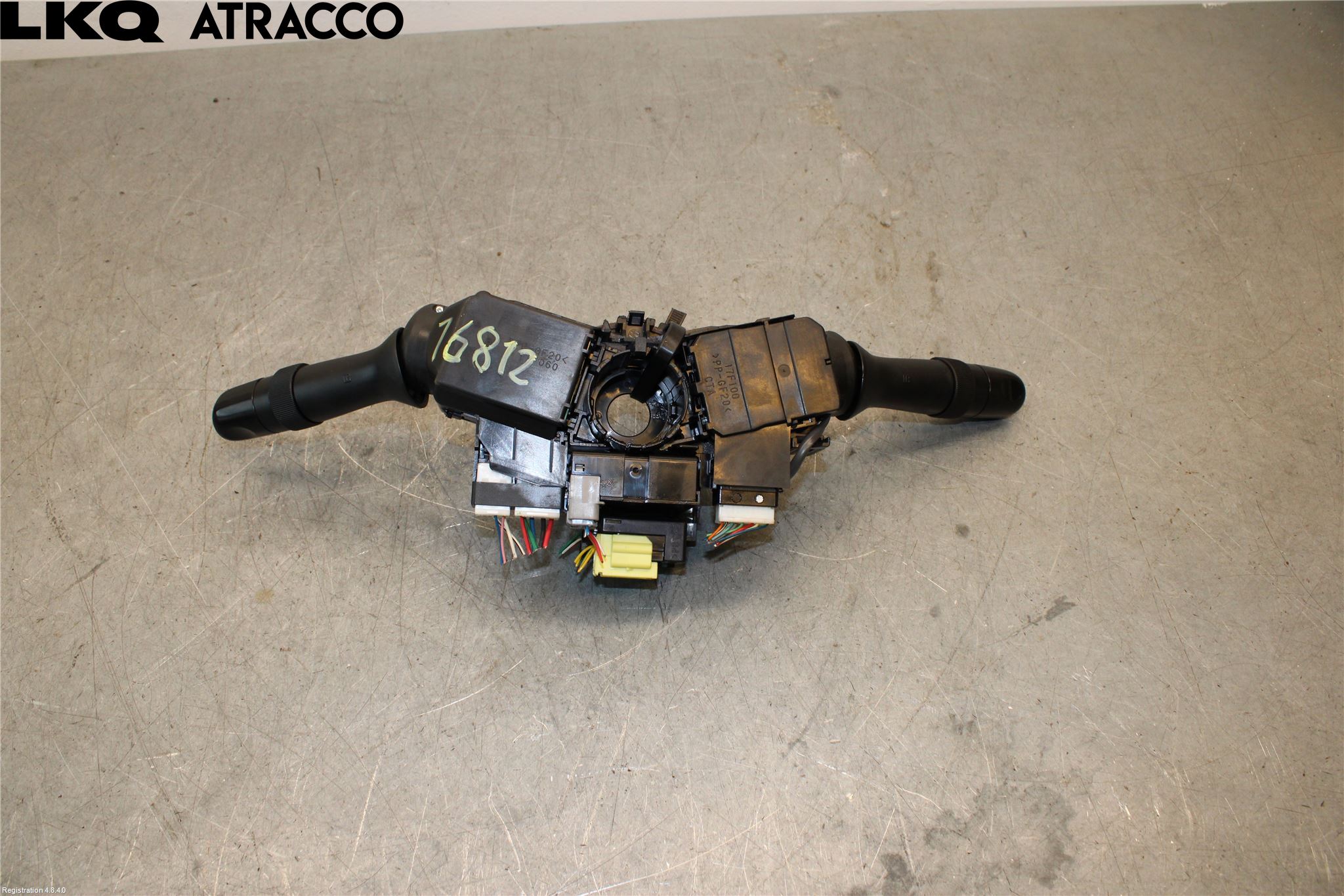 Toyota RAV 4 06-12 Bryter Ratt Kombi H Og V