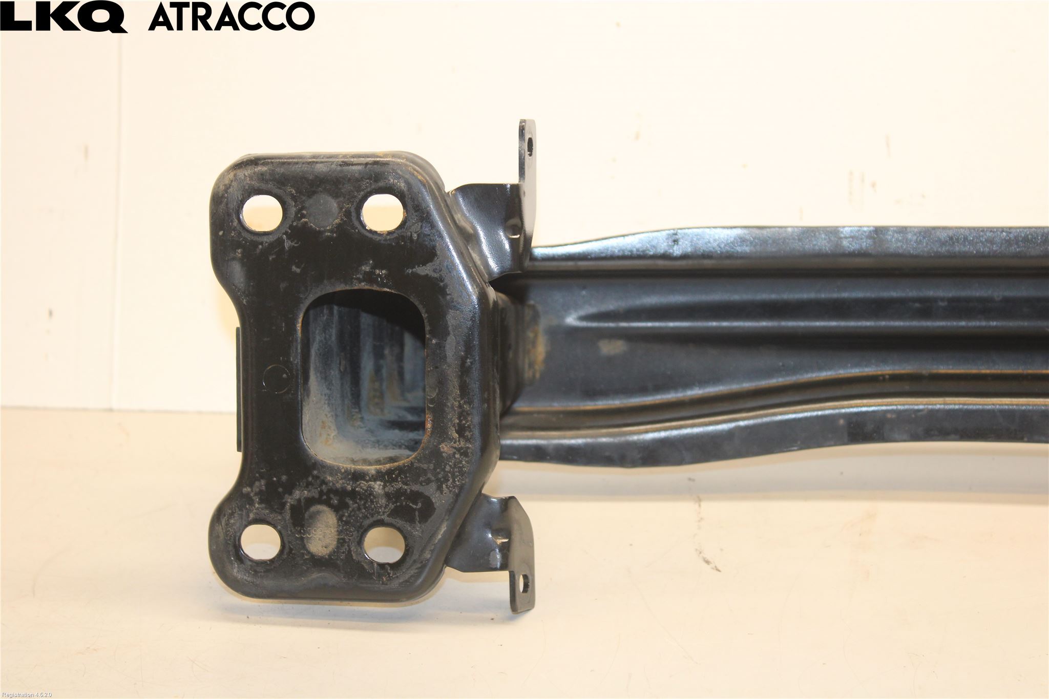 Skoda SUPERB 09-15 Støtfanger Foran Bjelke