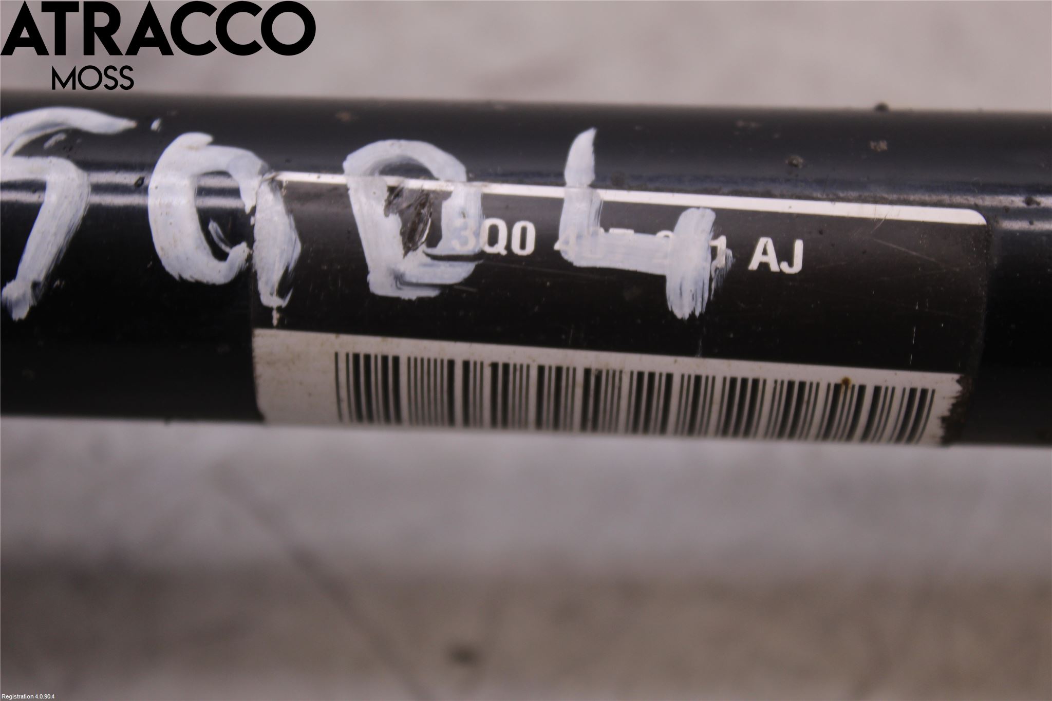 Volkswagen VW PASSAT 20-24 Drivaksel Foran Kompl Venstre