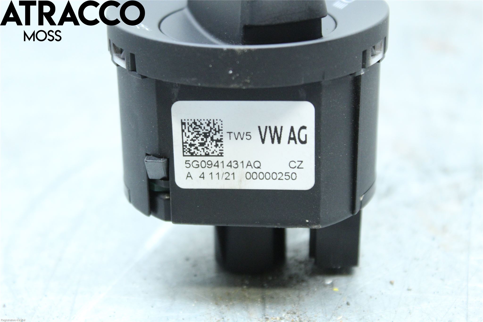 Volkswagen VW TRANSP/CARAVELLE (T6) 16-22 Bryter Hovedlys