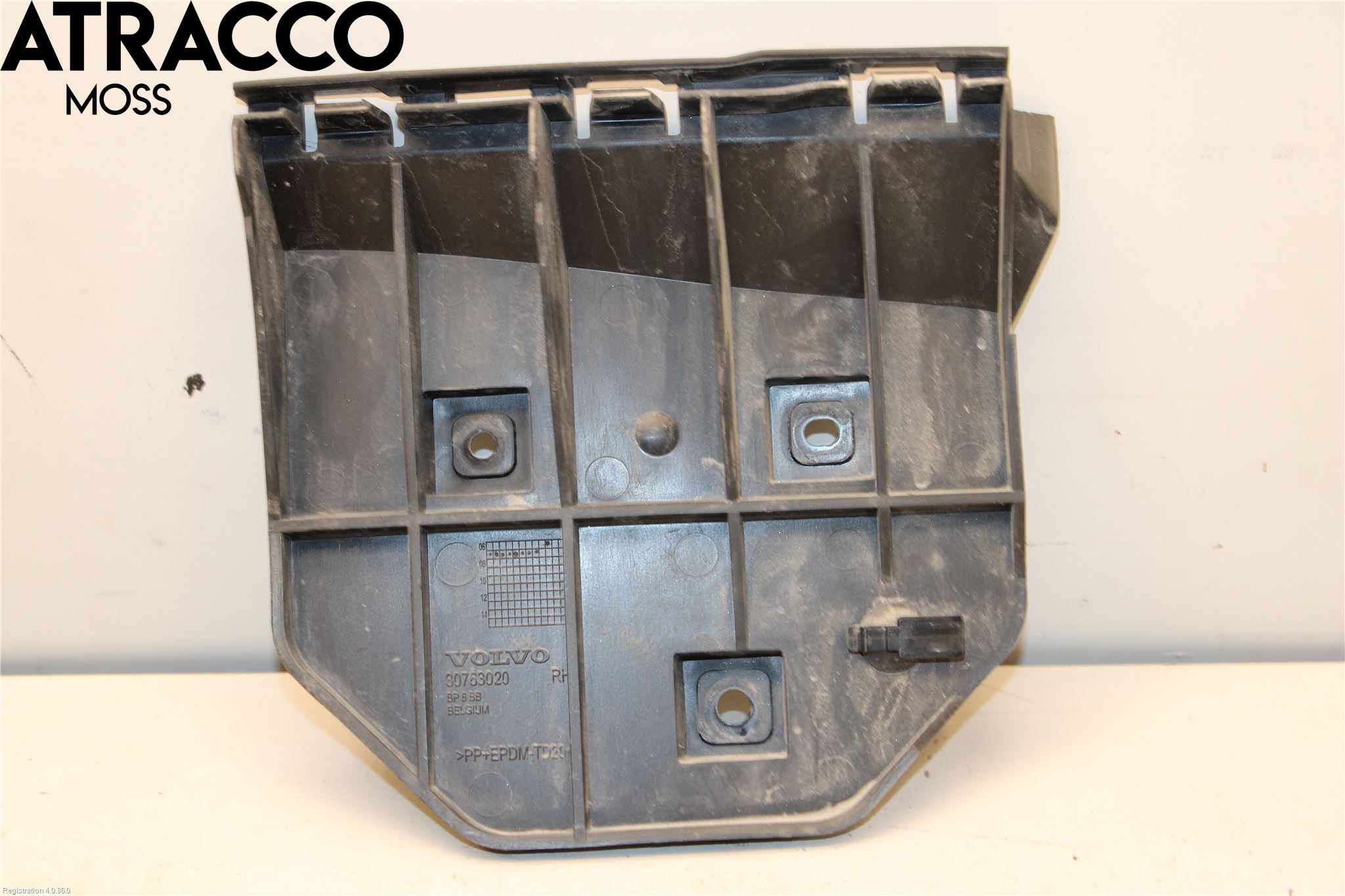 Volvo V50 08-12 Støtfangerfeste Bak Høyre