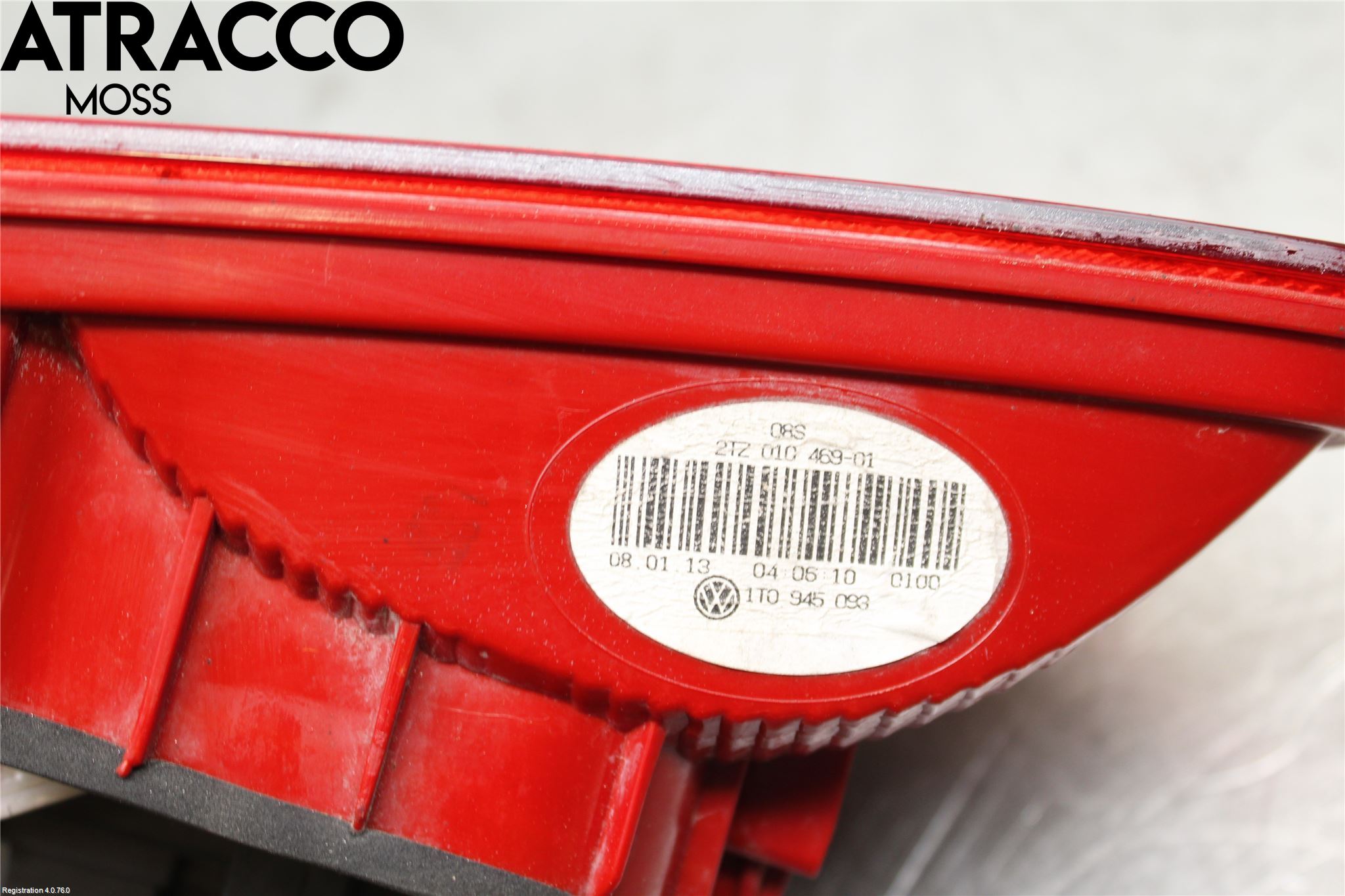 Volkswagen VW TOURAN 10-15 Baklykt Venstre  På Luke(Indre