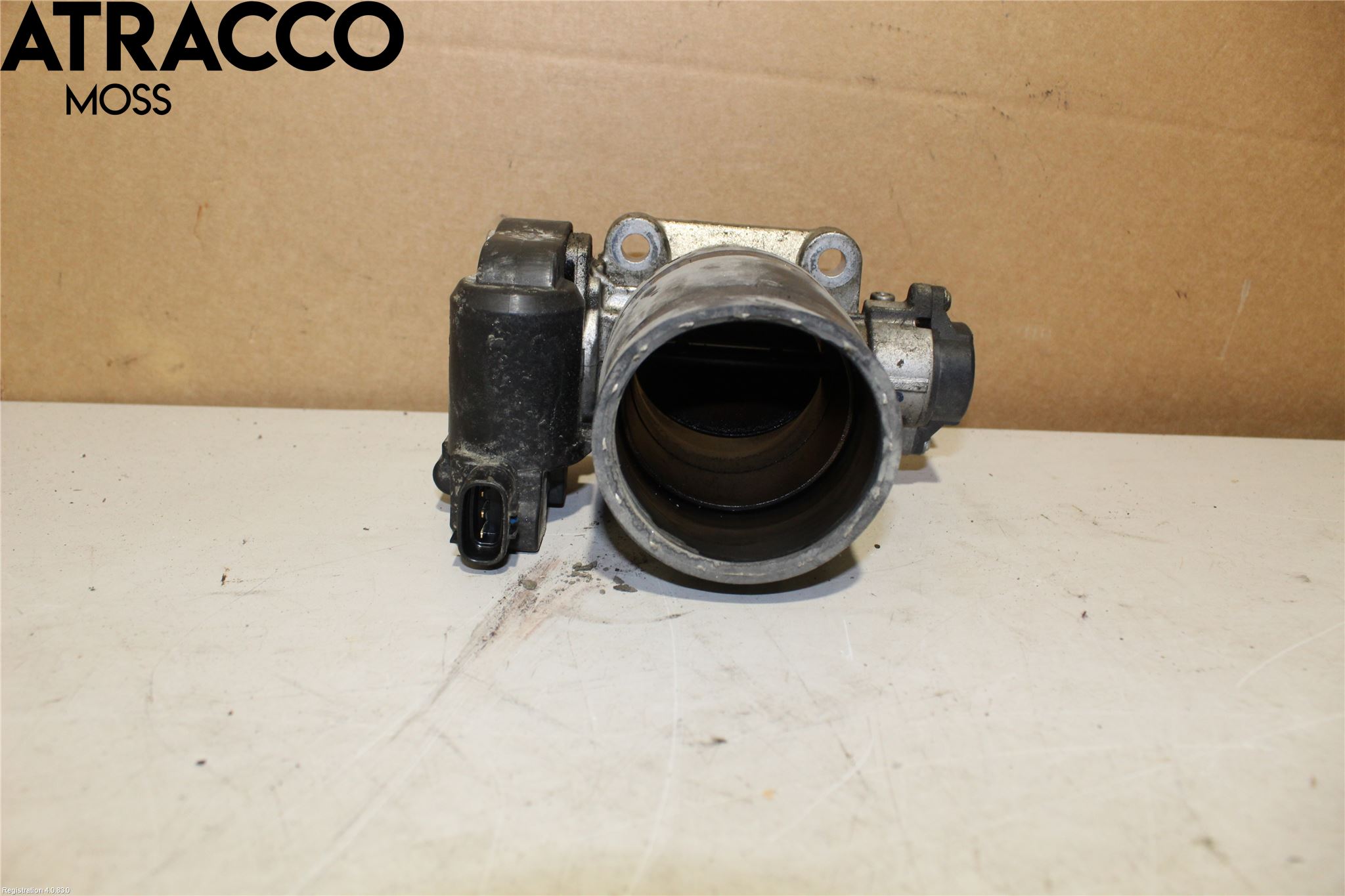 Toyota HI-ACE 06-12 Inns Spjeldhus