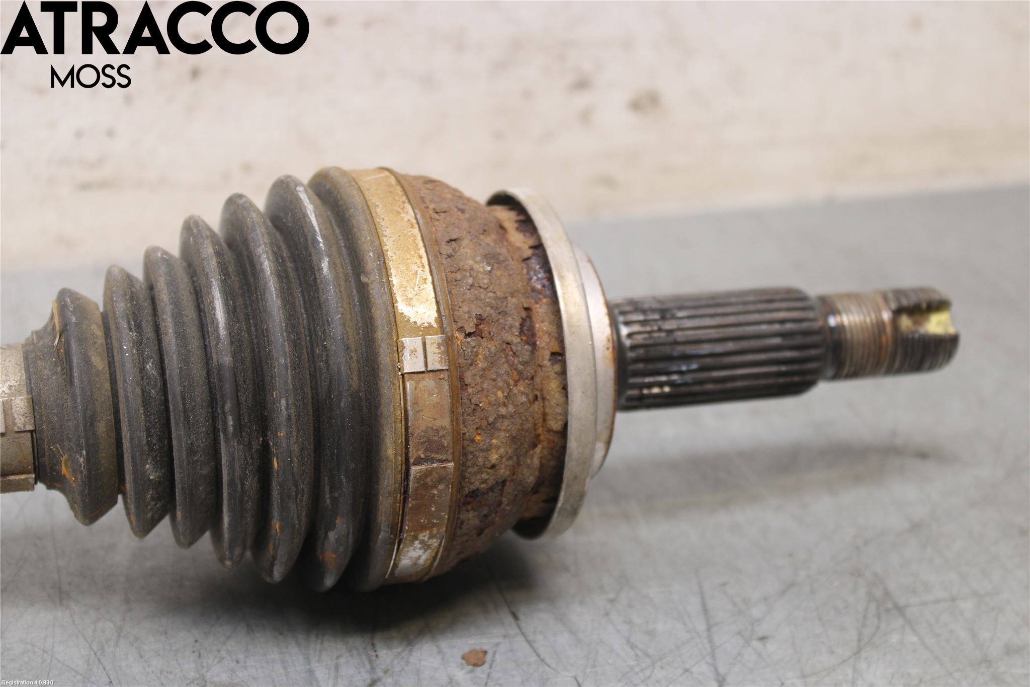 Lexus CT 200h Drivaksel Foran Kompl Høyre