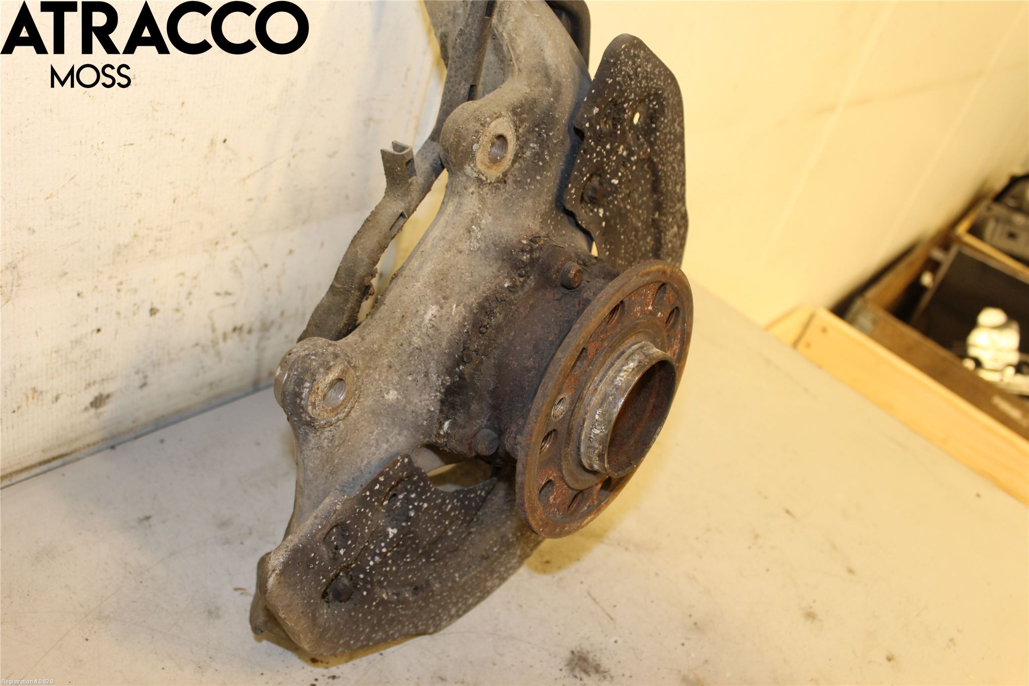 Mercedes-Benz MB C-KLASS (W205) 14-21 Spindel Hf