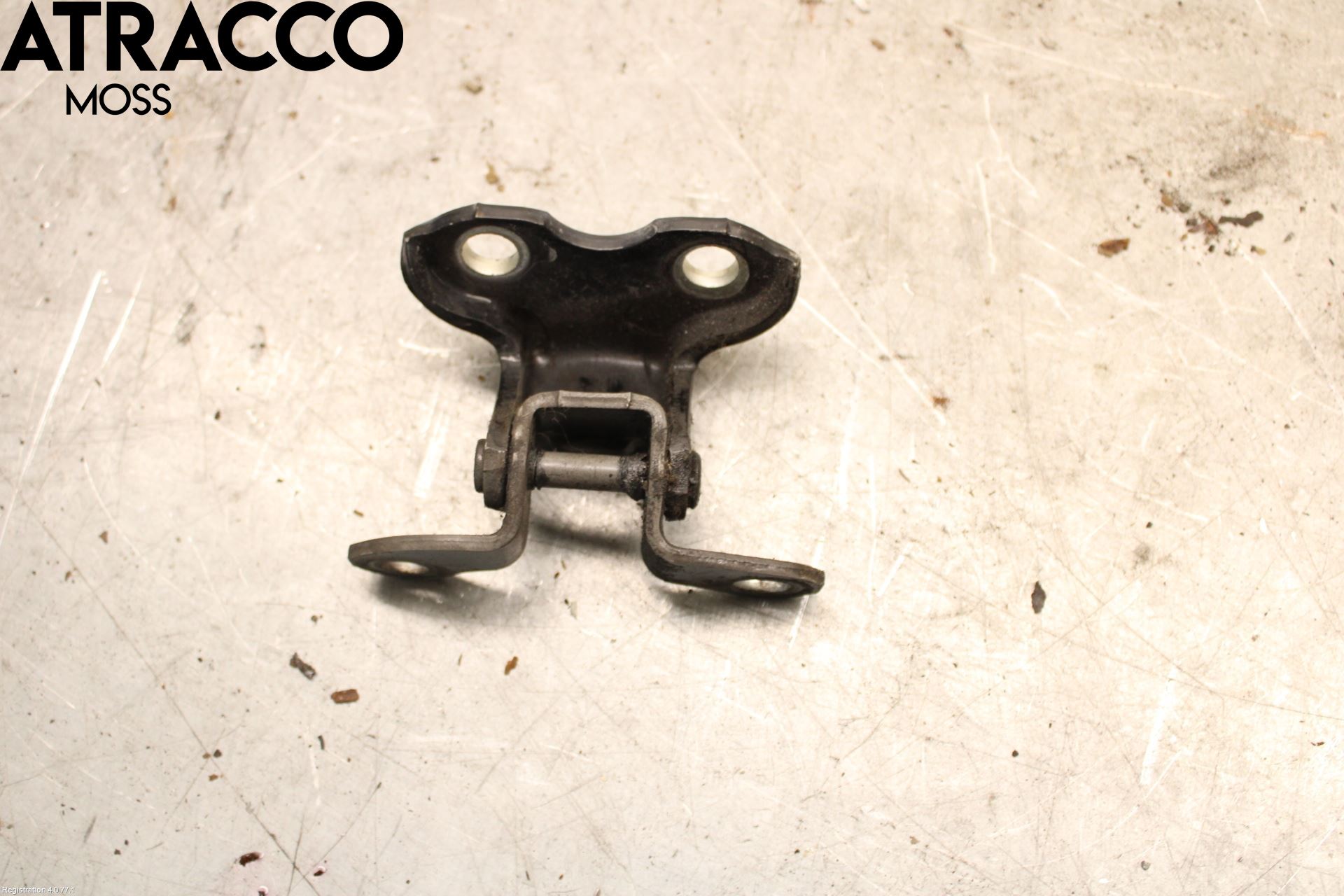 Lexus RX XU30 03-09 Dørhengsel