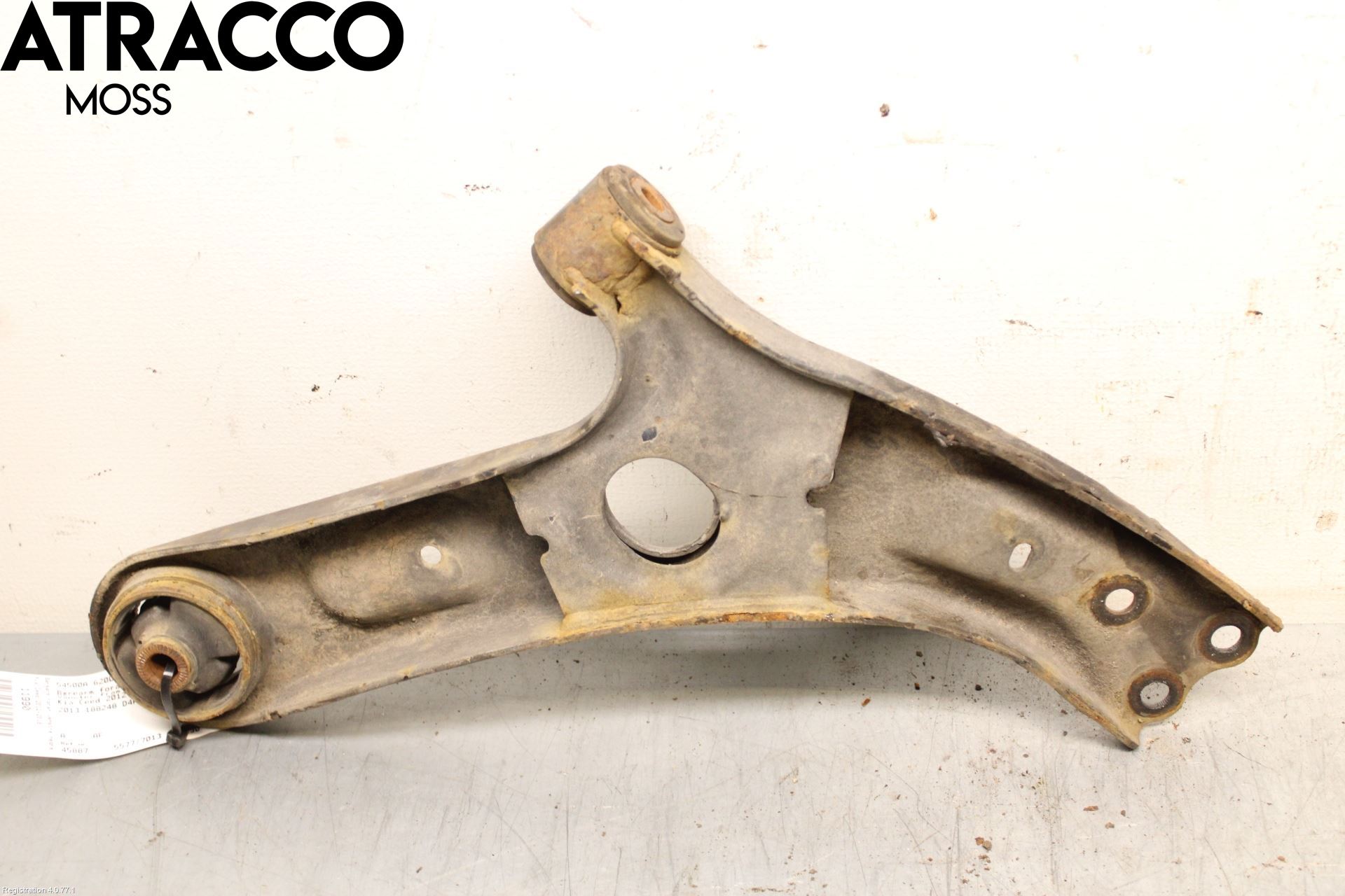 Kia CEED 12-18 Bærearm Foran Venstre Nedre