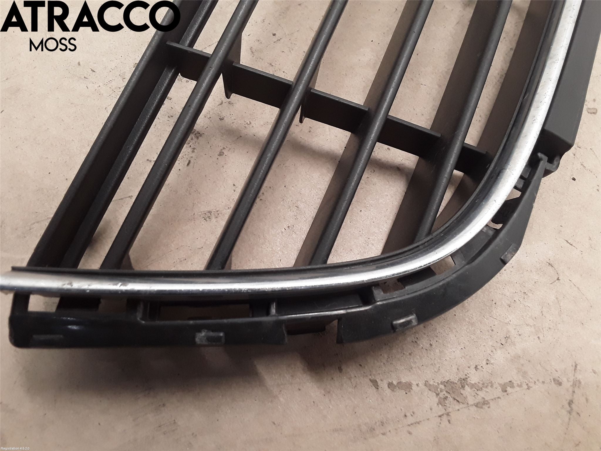 Volkswagen VW GOLF VI 09-13 Grill Komplett