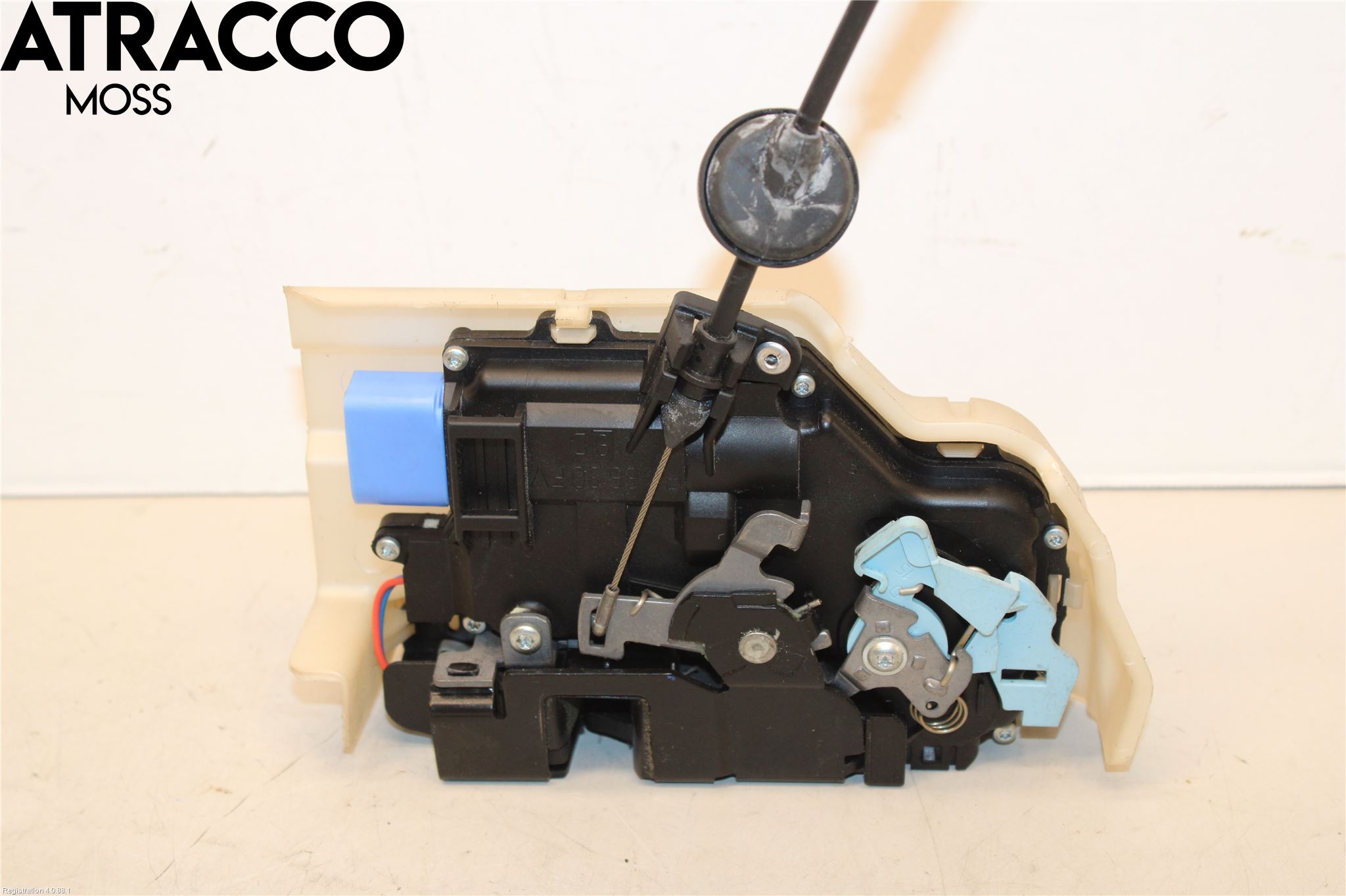 Volkswagen VW TOURAN 10-15 Dørlås - Låsekasse