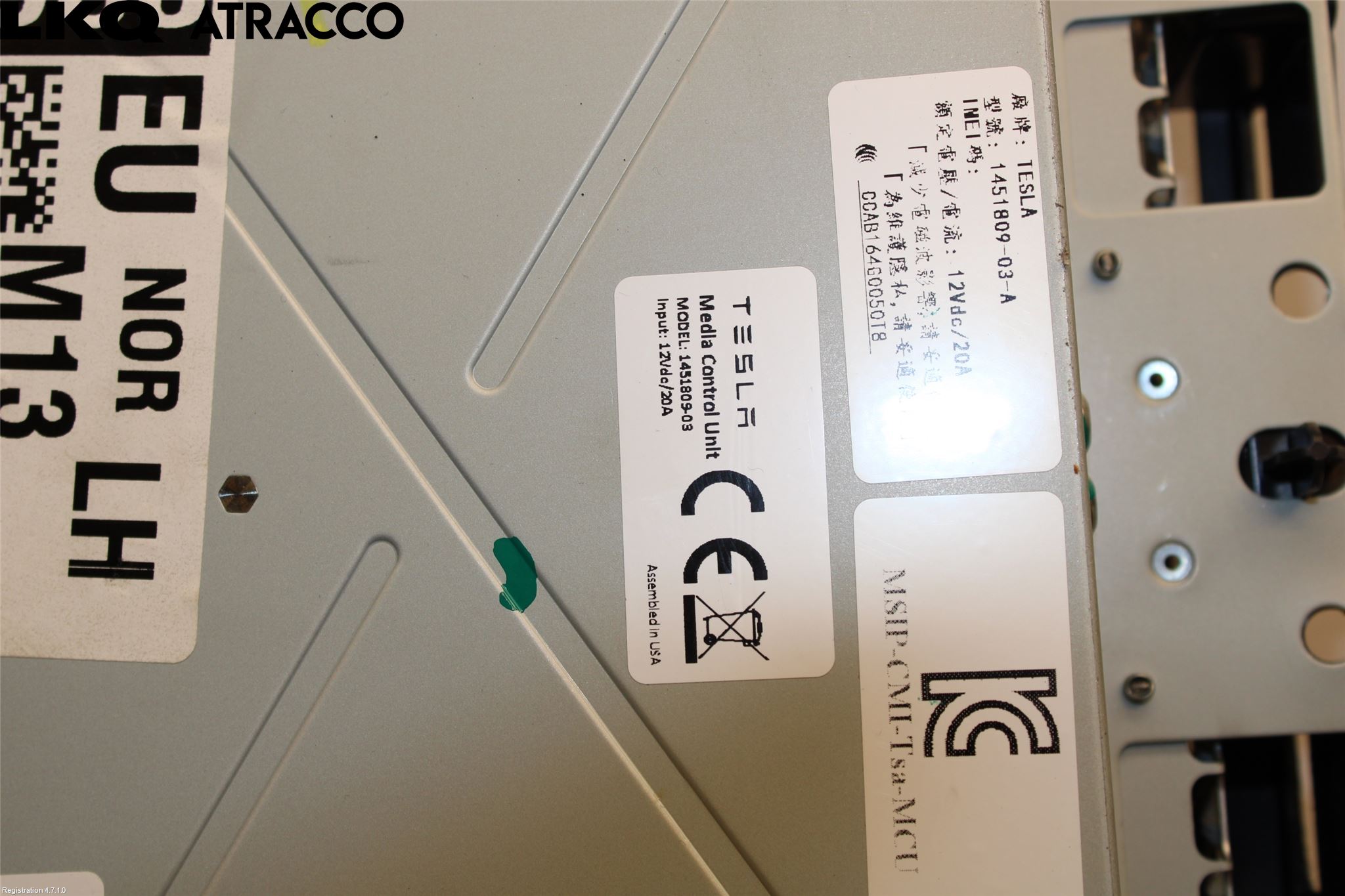 Tesla MODEL X 16- Multifunktionsdisplay