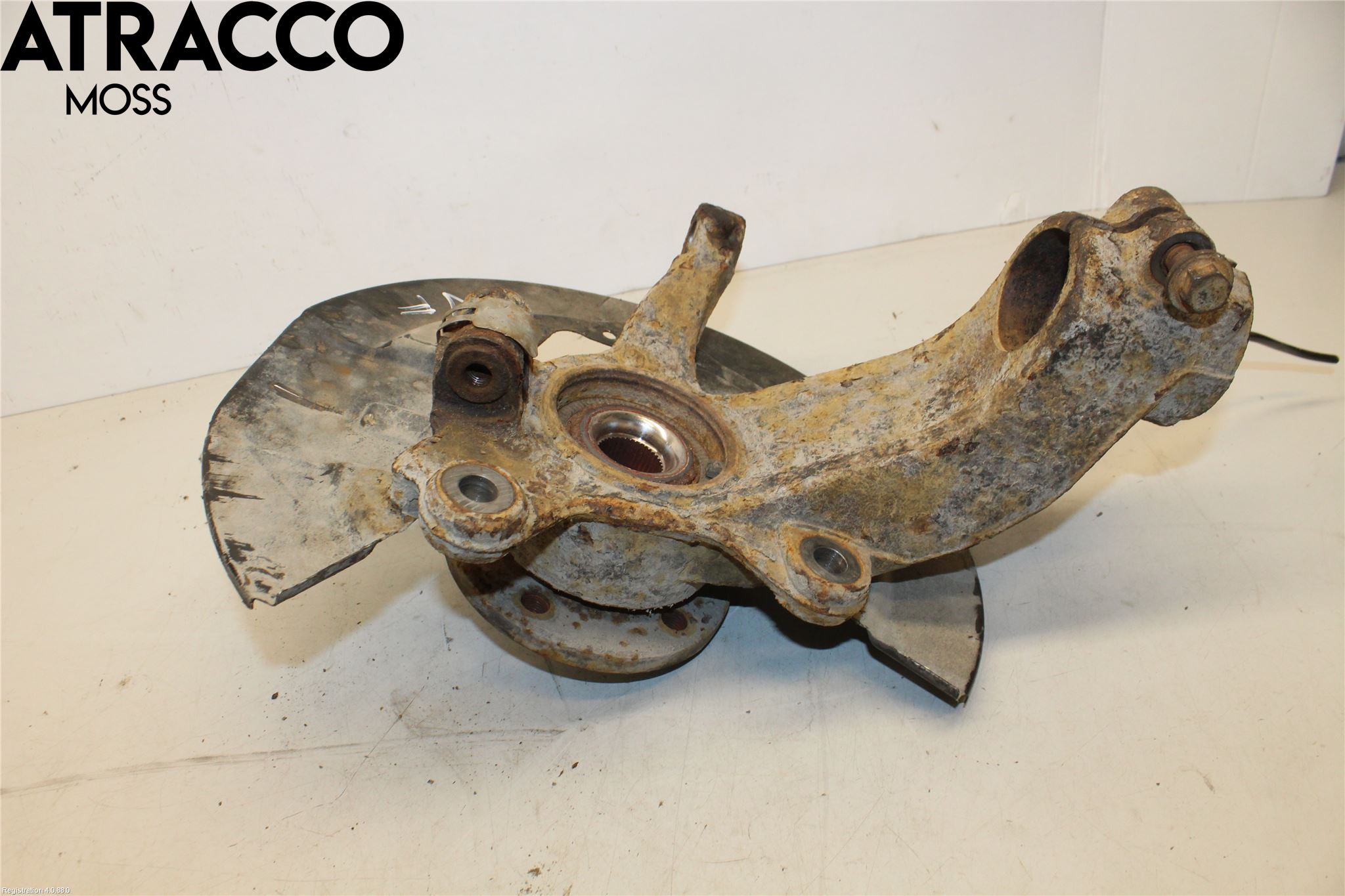 Volvo XC60 09-13 Spindel Vf