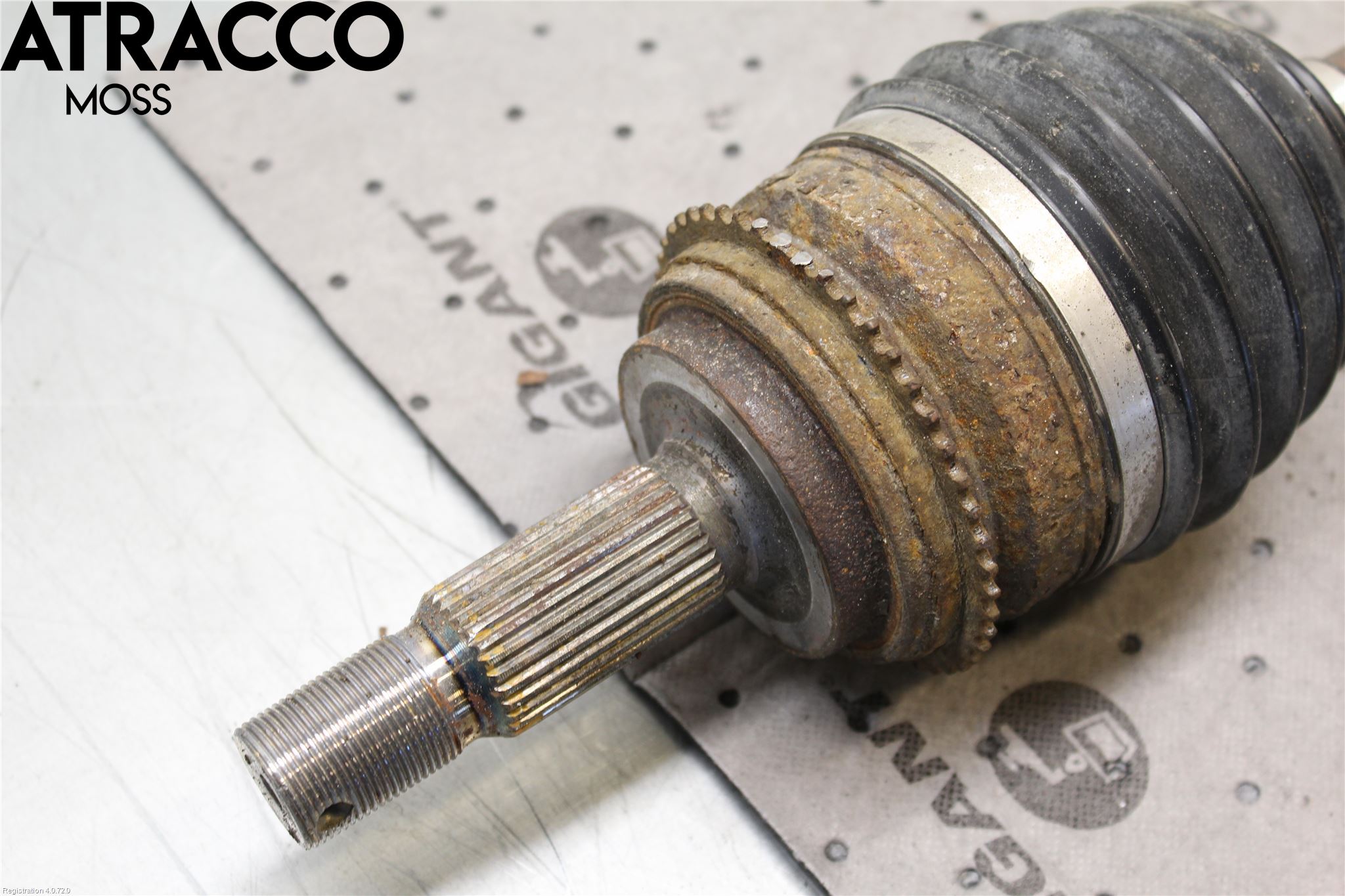 Mitsubishi PAJERO 06-15 Drivaksel Foran Kompl Høyre