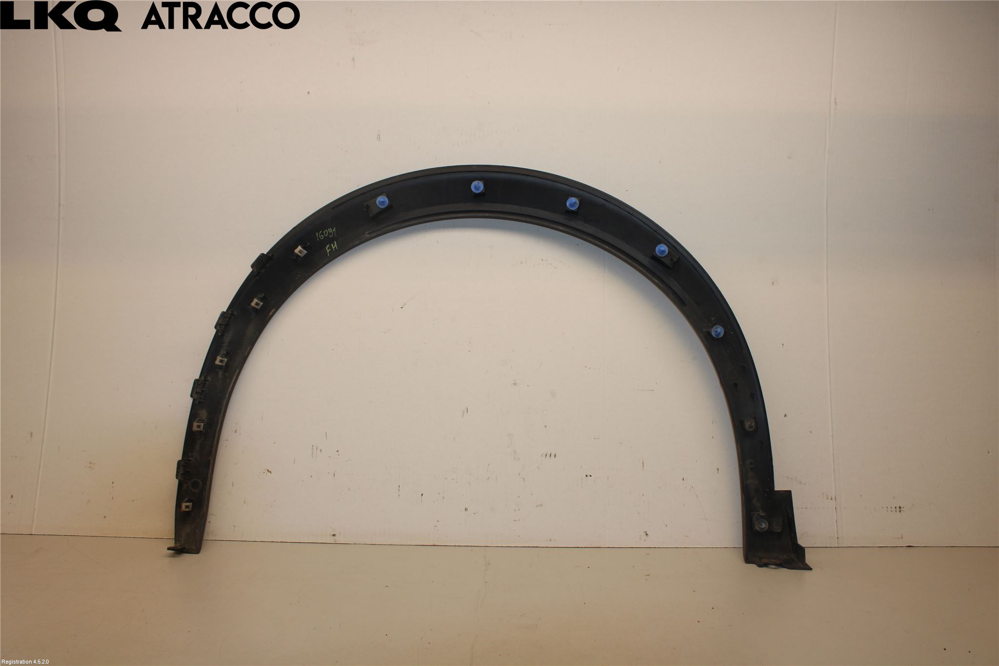 Peugeot 2008/E-2008 20- Hjulbuelist