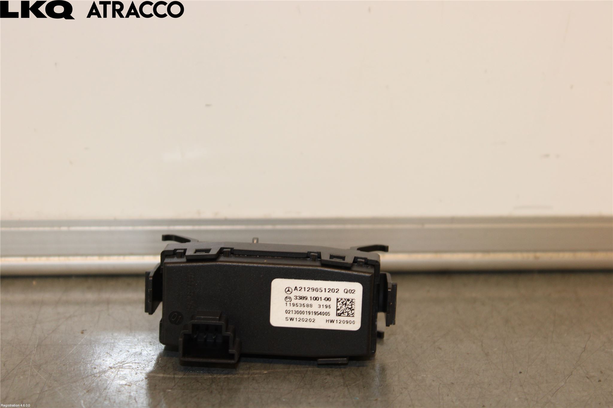 Mercedes-Benz MB E-KLASS (W212) 09-16 Bryter Øvrig