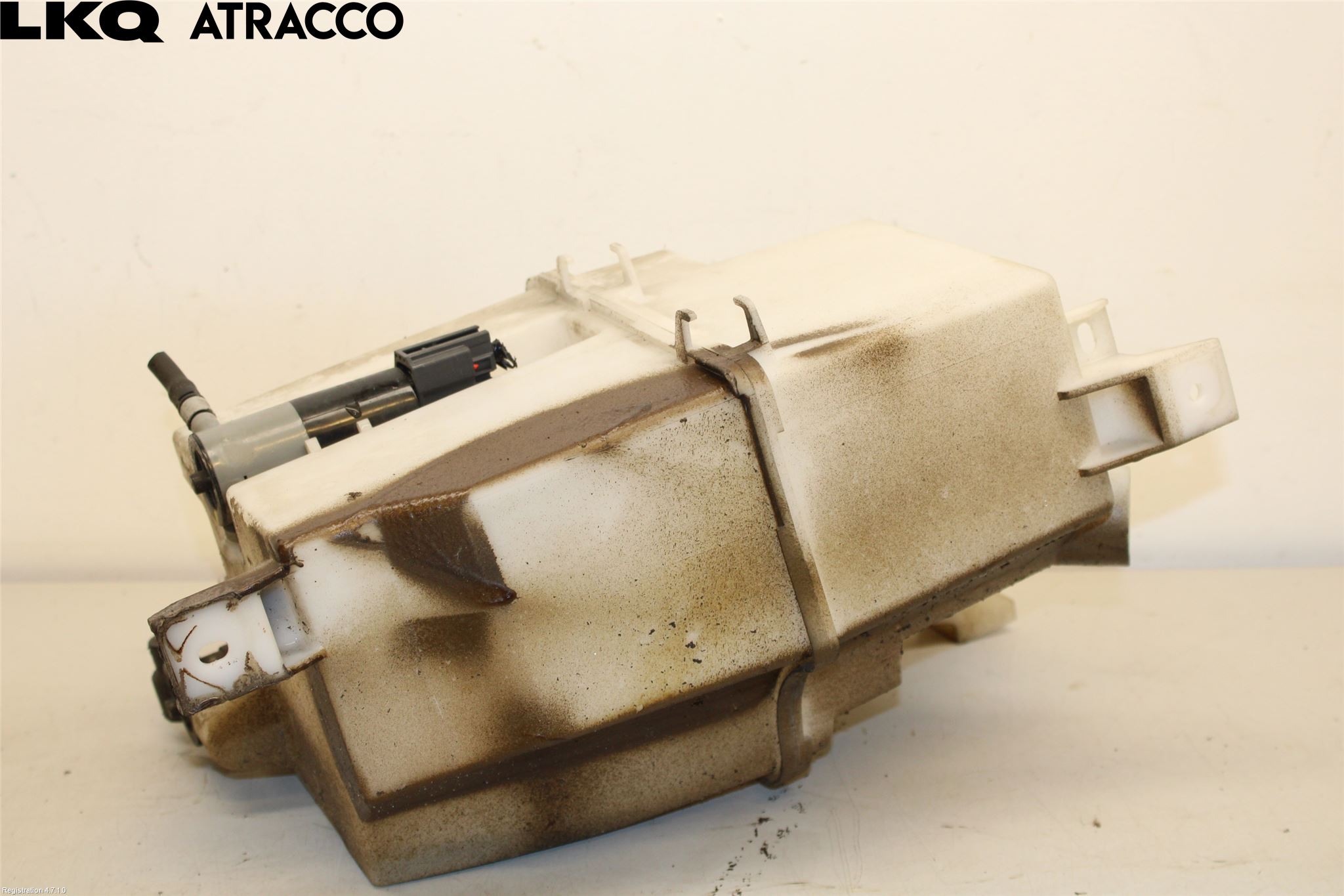 Nissan X-TRAIL 14-21 Spylerbeholder Frontrute-Lykte