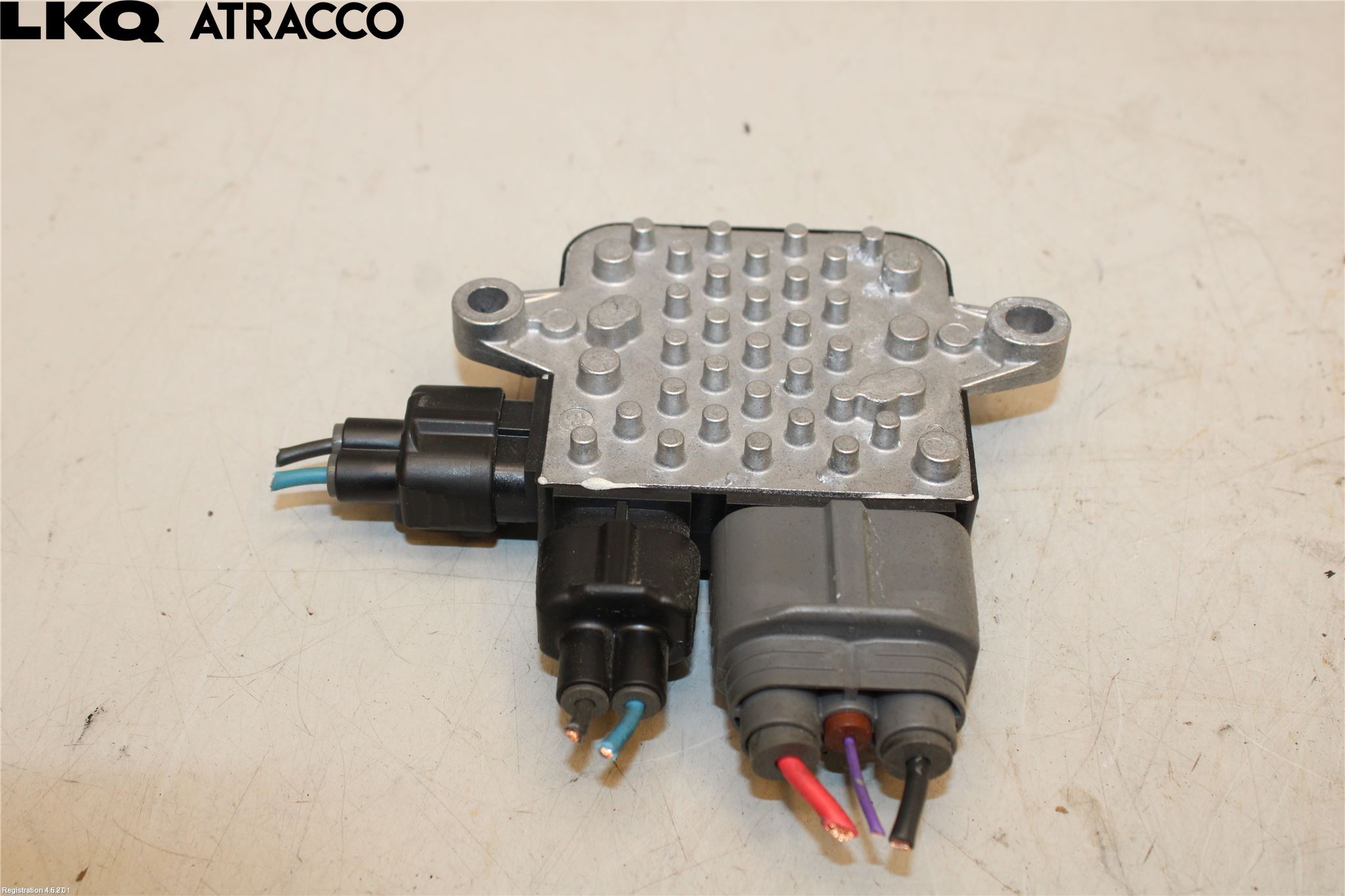 Nissan LEAF 18- Rele Kjølevifte