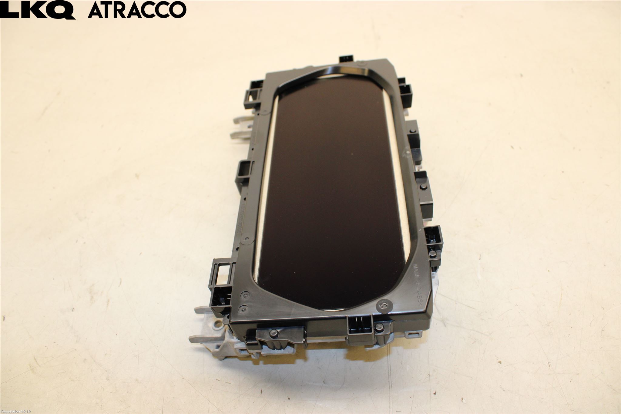 Audi Q4 E-TRON FZ 22- Instrumentkonsoll Midt