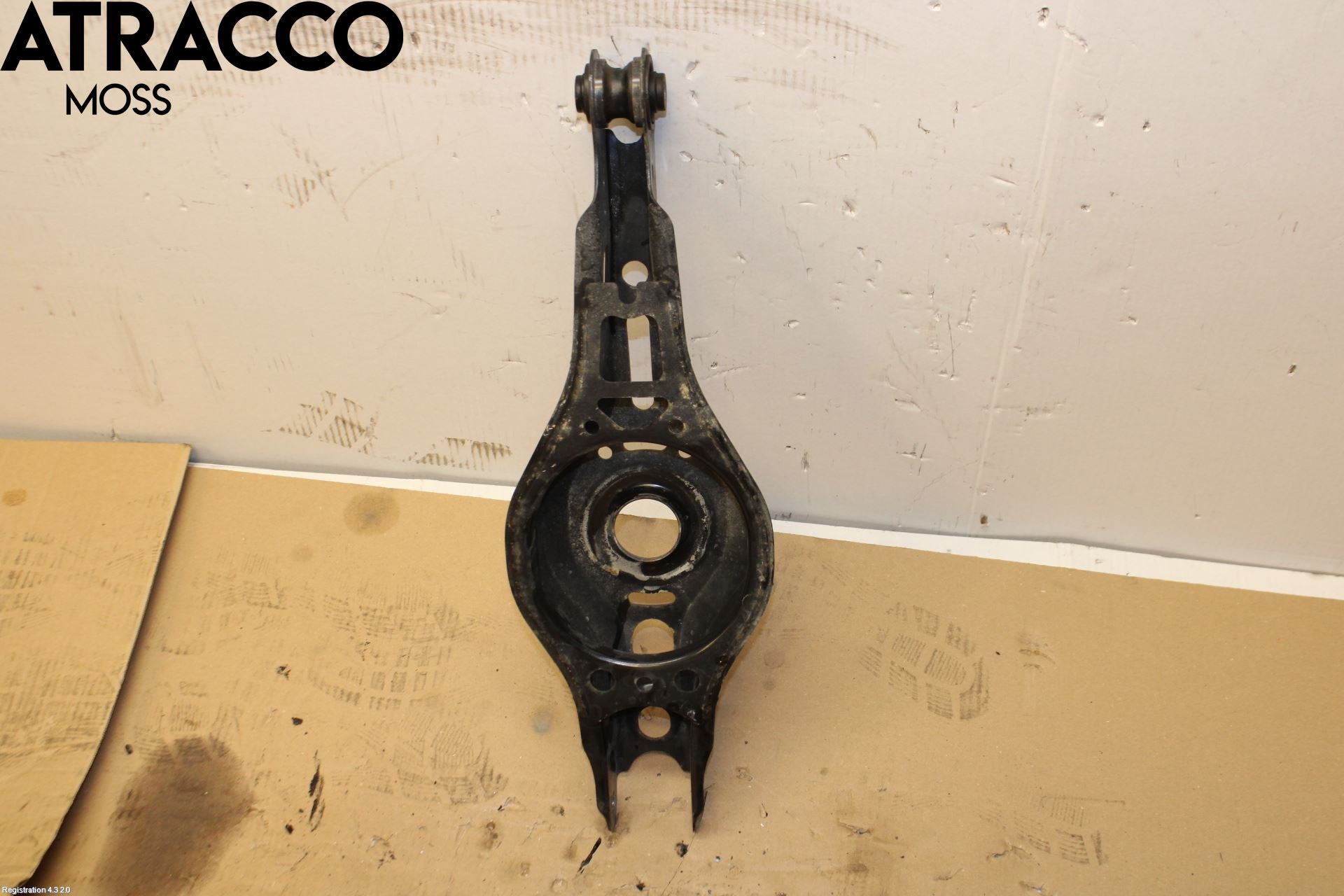 Toyota C-HR 16-23 Bærearm Bak Høyre