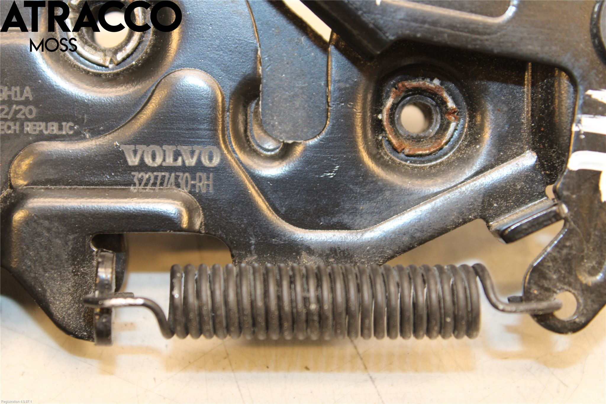 Volvo XC40/RECHARGE 18- Panserlås