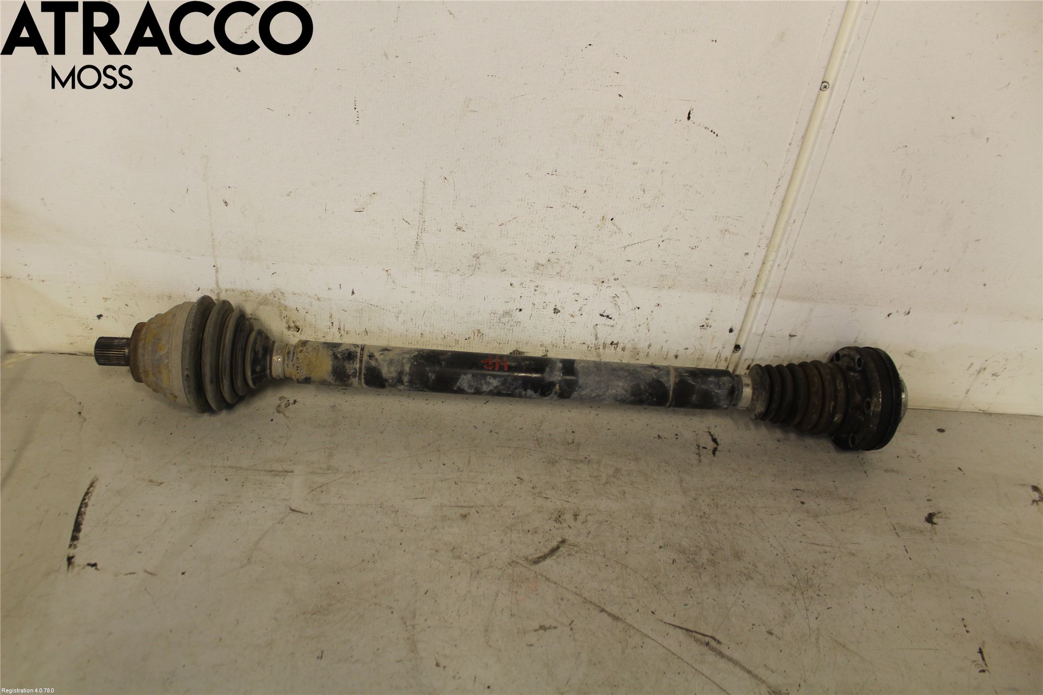 Volkswagen VW TOURAN 10-15 Drivaksel Foran Kompl Høyre