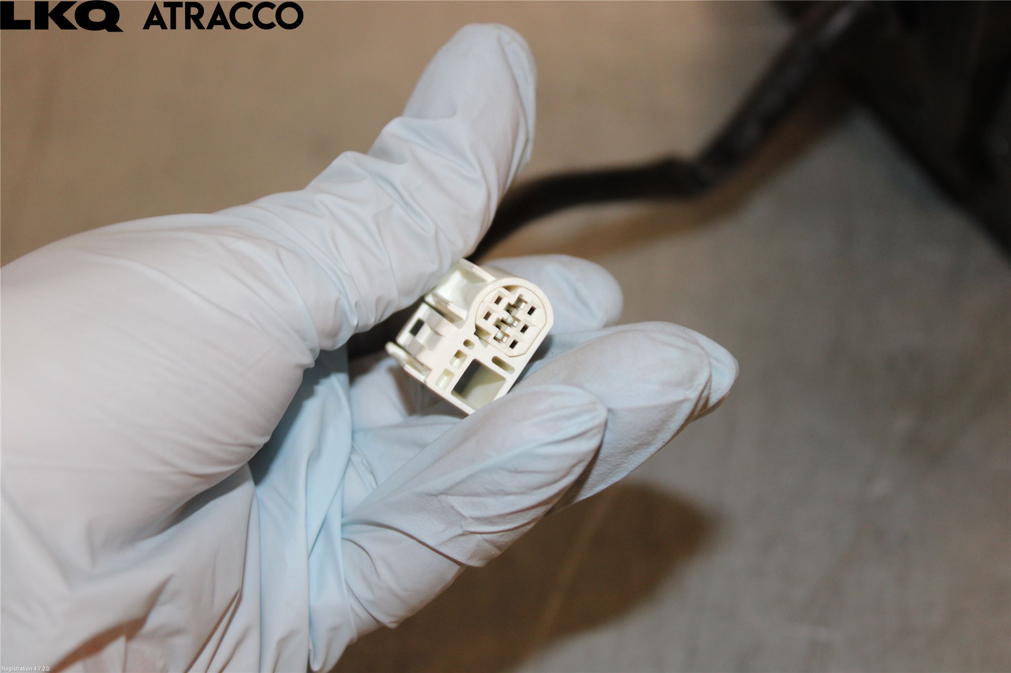 Toyota AVENSIS 03-06 Speil H M-El Justering