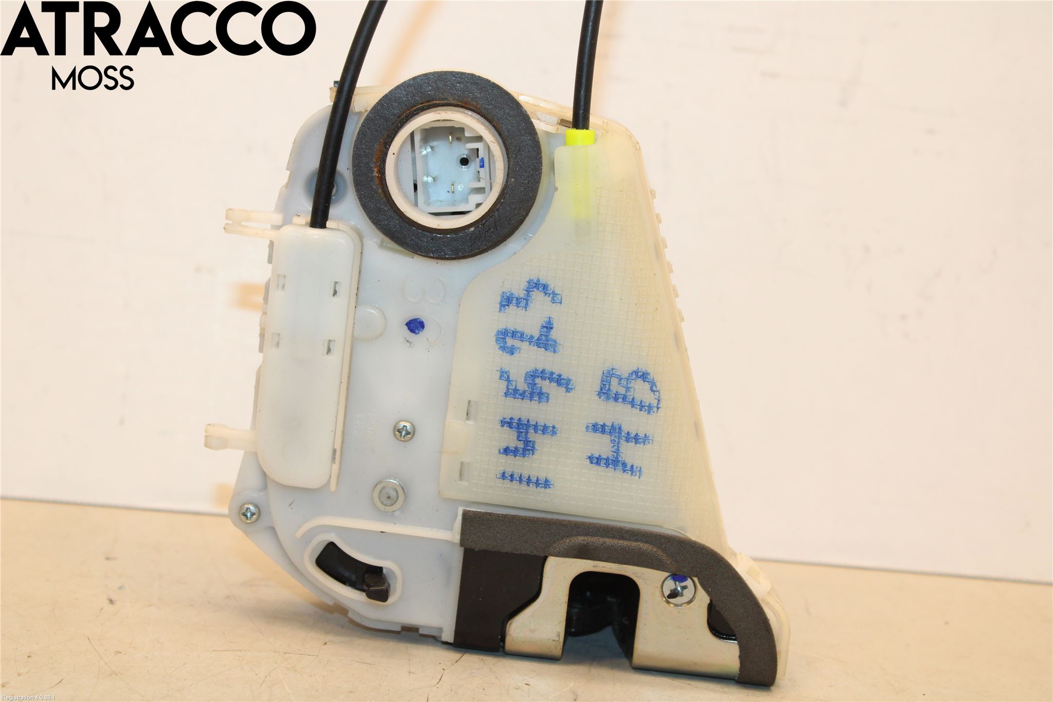 Toyota YARIS XP130 12-14 Dørlås - Låsekasse