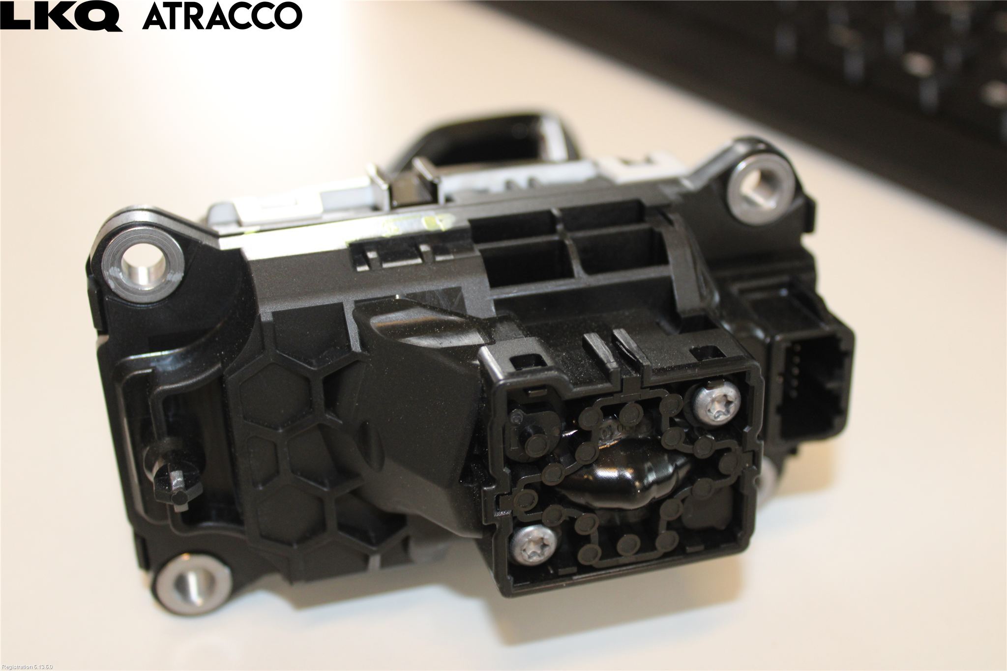 Volvo XC40/RECHARGE 18- Gearspak