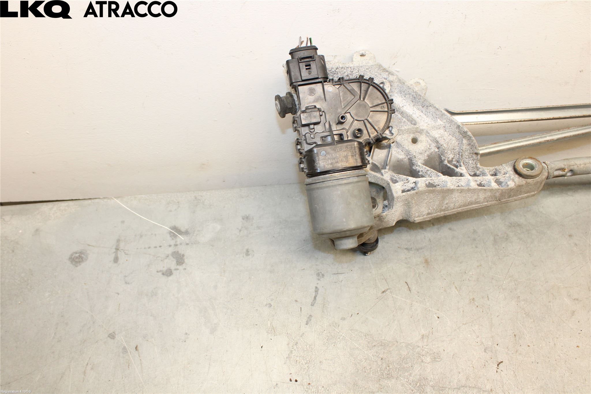 Ford FIESTA 09-12 Frontlykt Viskermotor