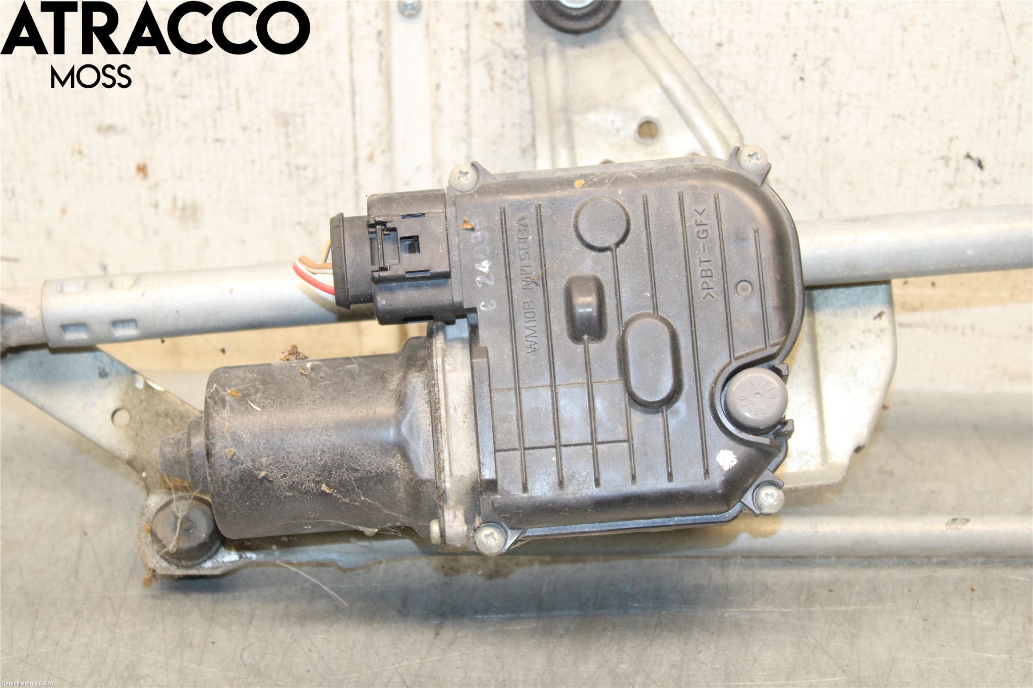 Volkswagen VW PASSAT 11-14 Viskermotor Frontrute