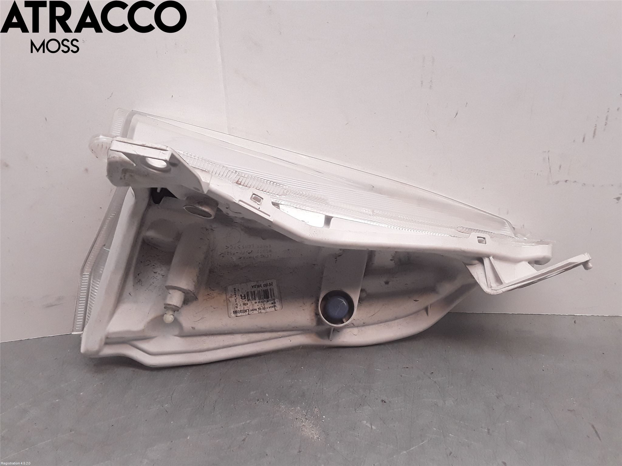 Nissan LEAF 11-17 Frontlykt Høyre