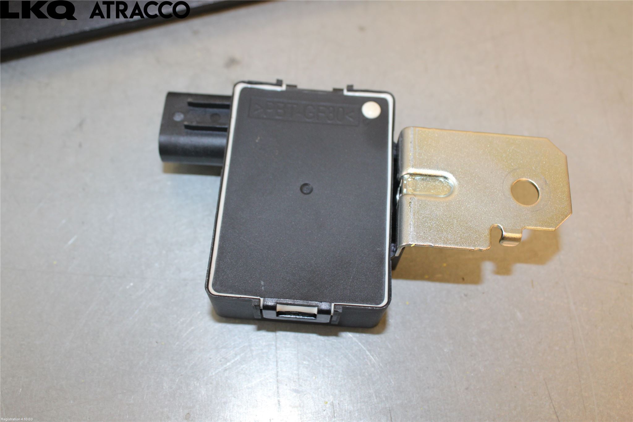 Mitsubishi OUTLANDER 13-21 Signalhorn