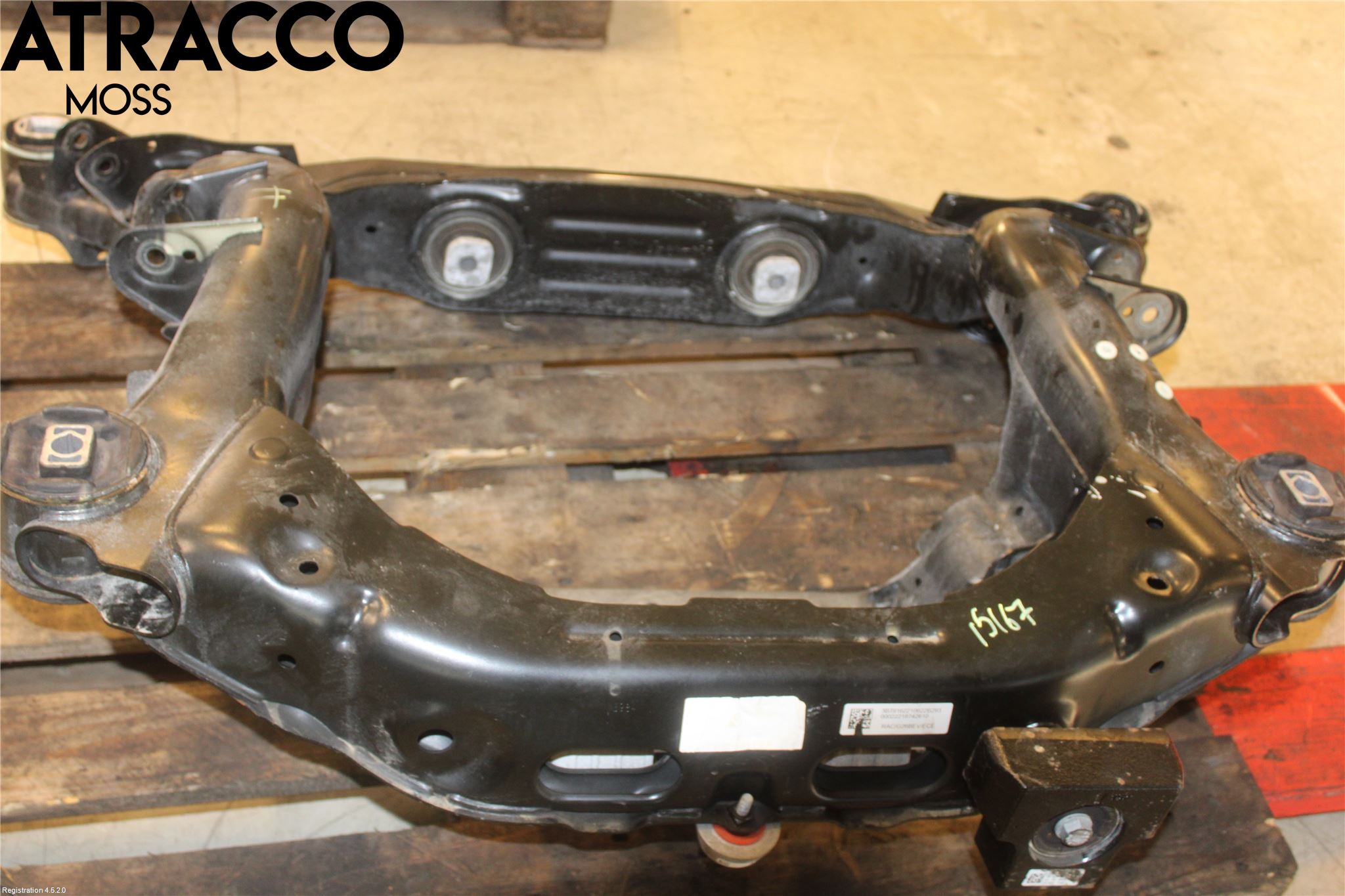 BMW 4/i4 G26 GRAN COUPÉ 21- Bakaksel Feste Travers-Ramme