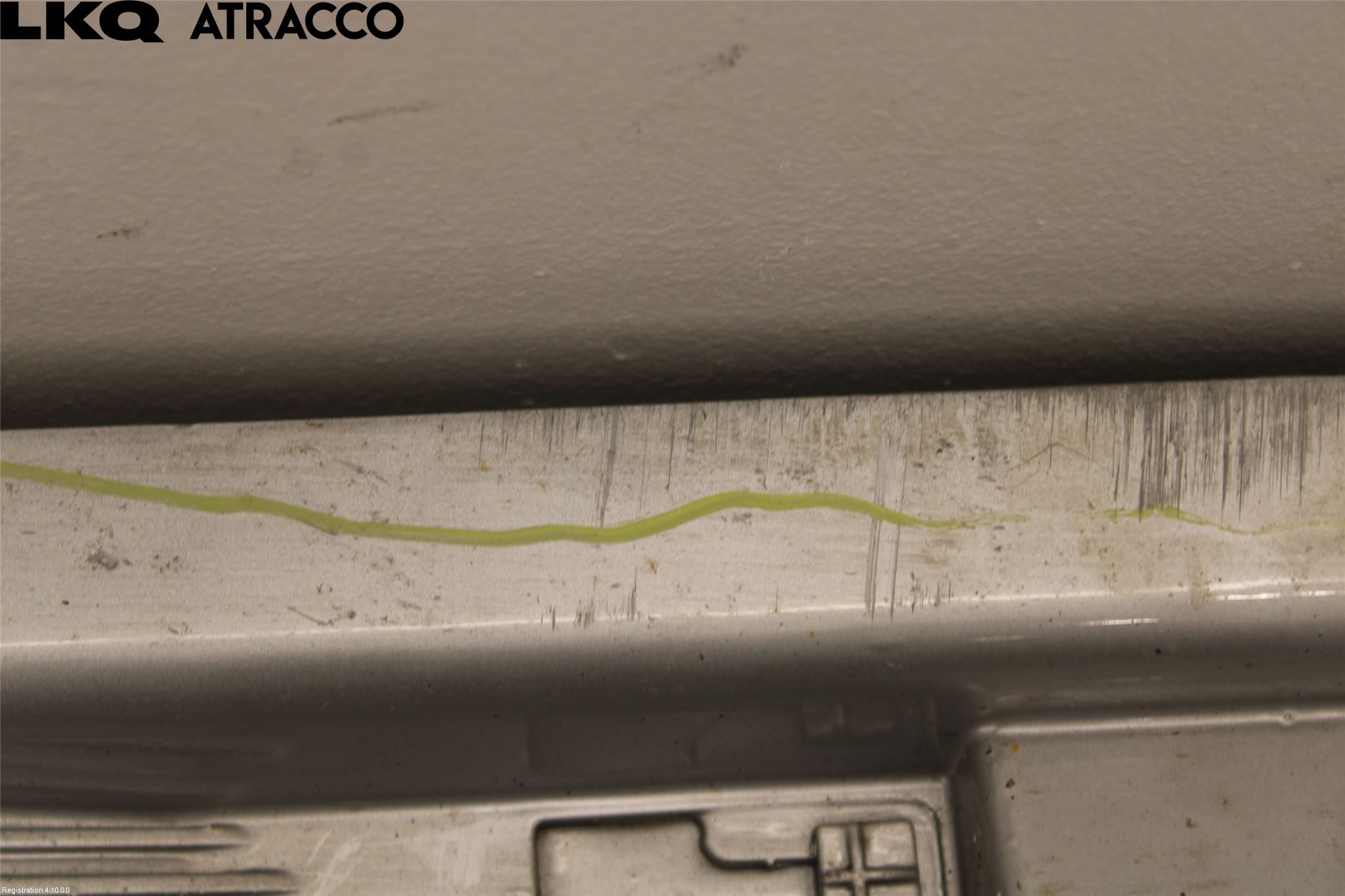 Volvo V40 12-19 Kanalskjørt Venstre